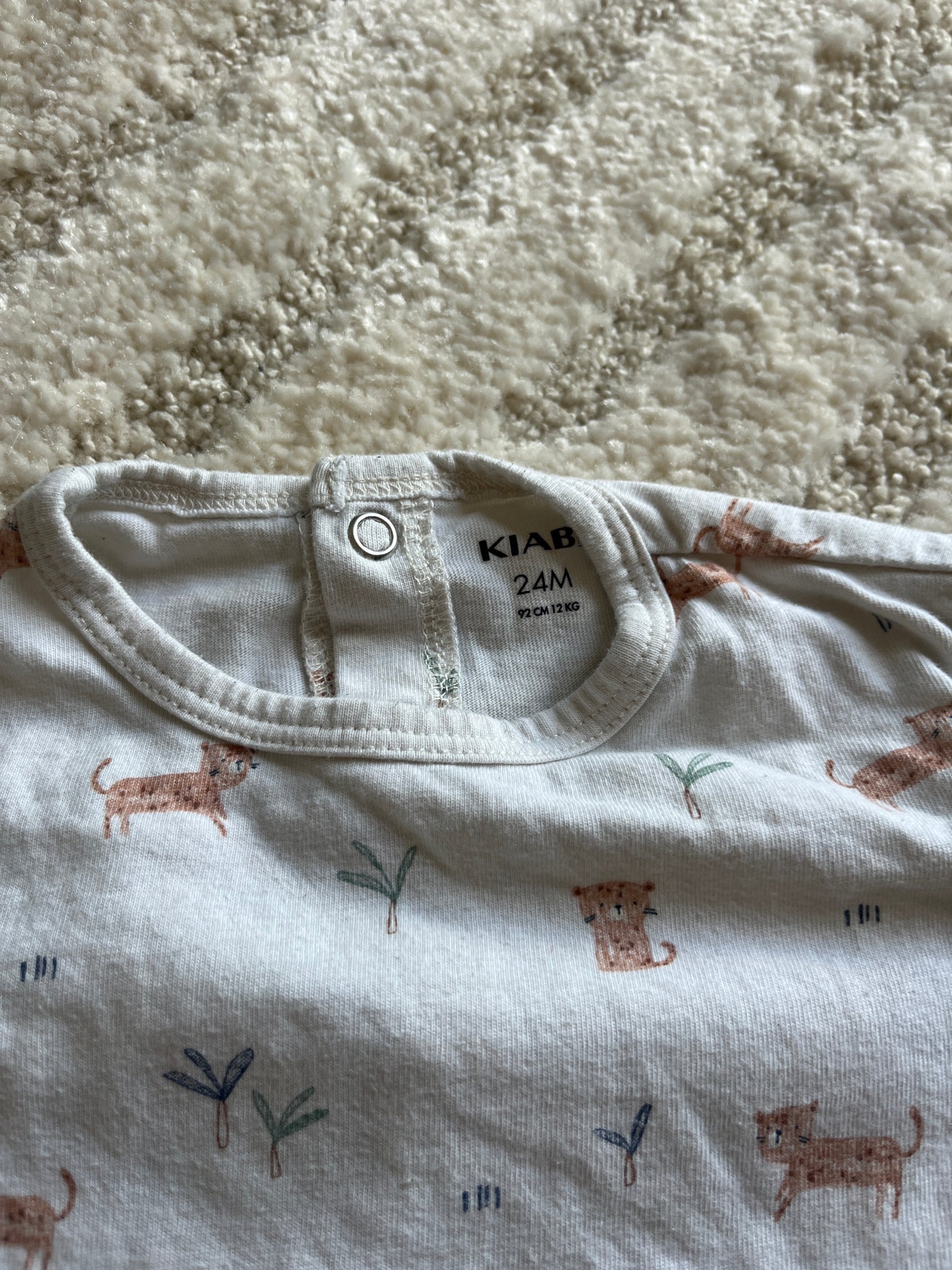 Pyjama léger en jersey beige avec motifs léopards - 24 mois
