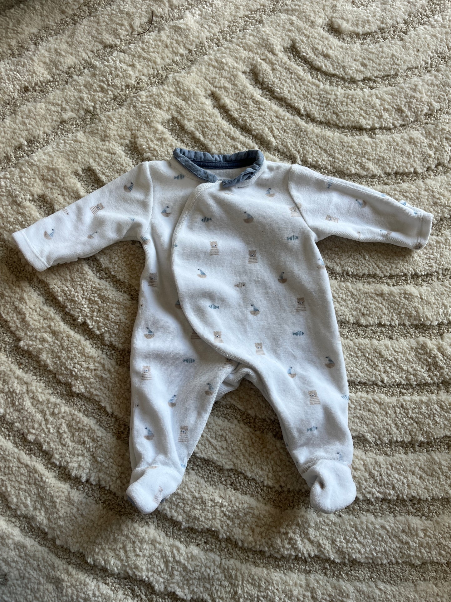 Pyjama velours blanc motifs oursons beige et bleu col Claudine - prématuré (45cm)