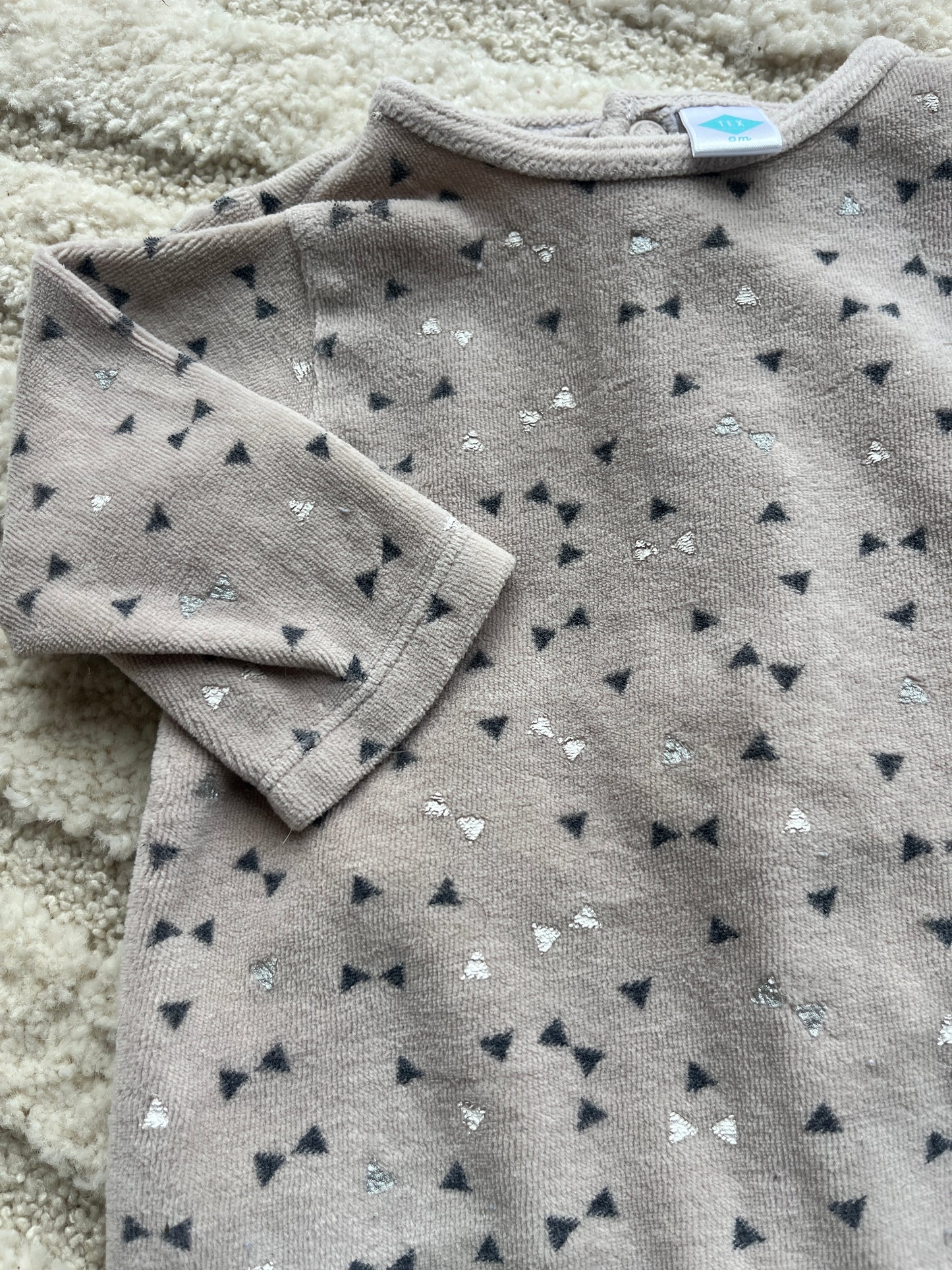 Pyjama velours beige motifs triangles Tex - 6 mois