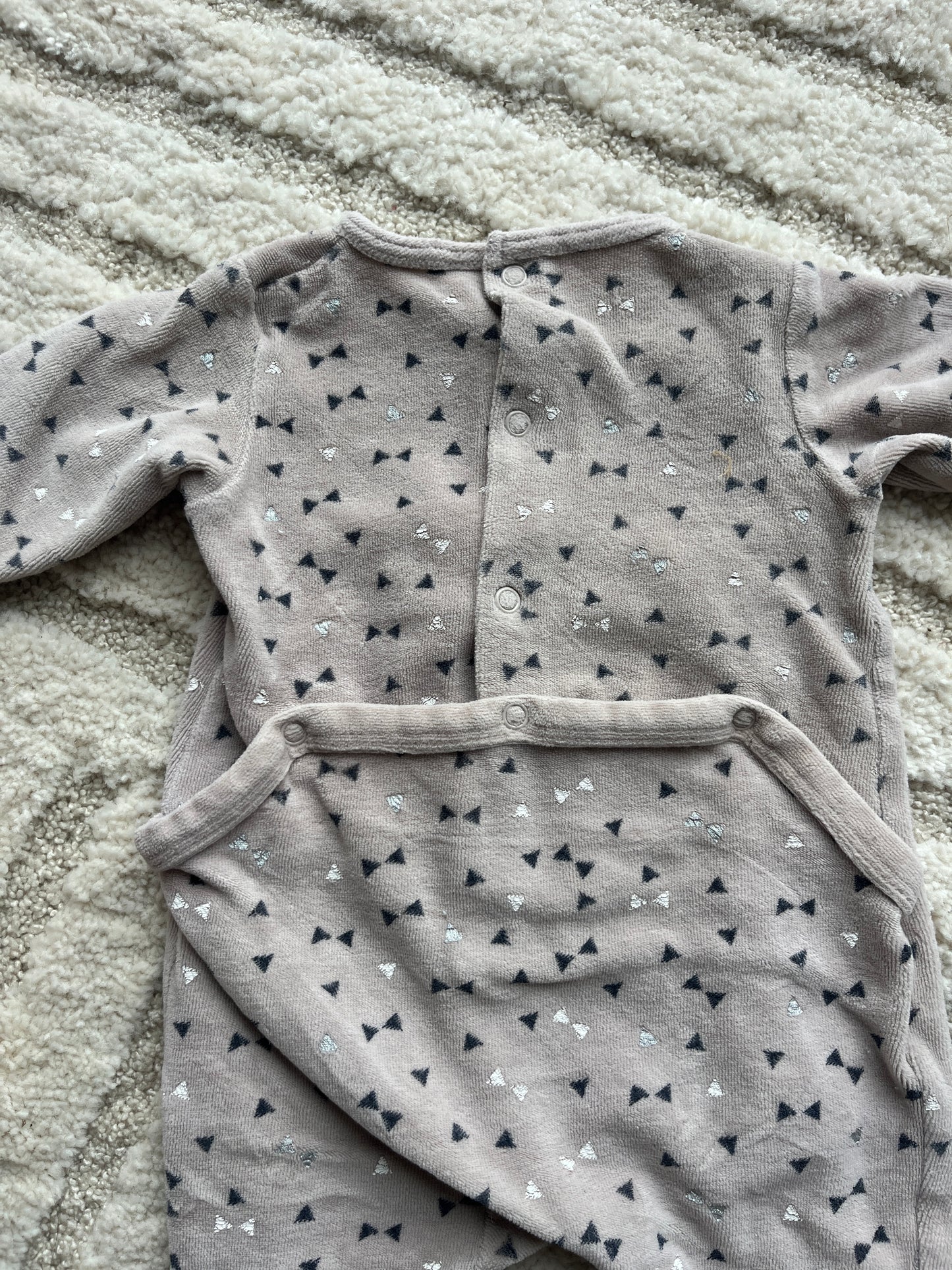 Pyjama velours beige motifs triangles Tex - 6 mois