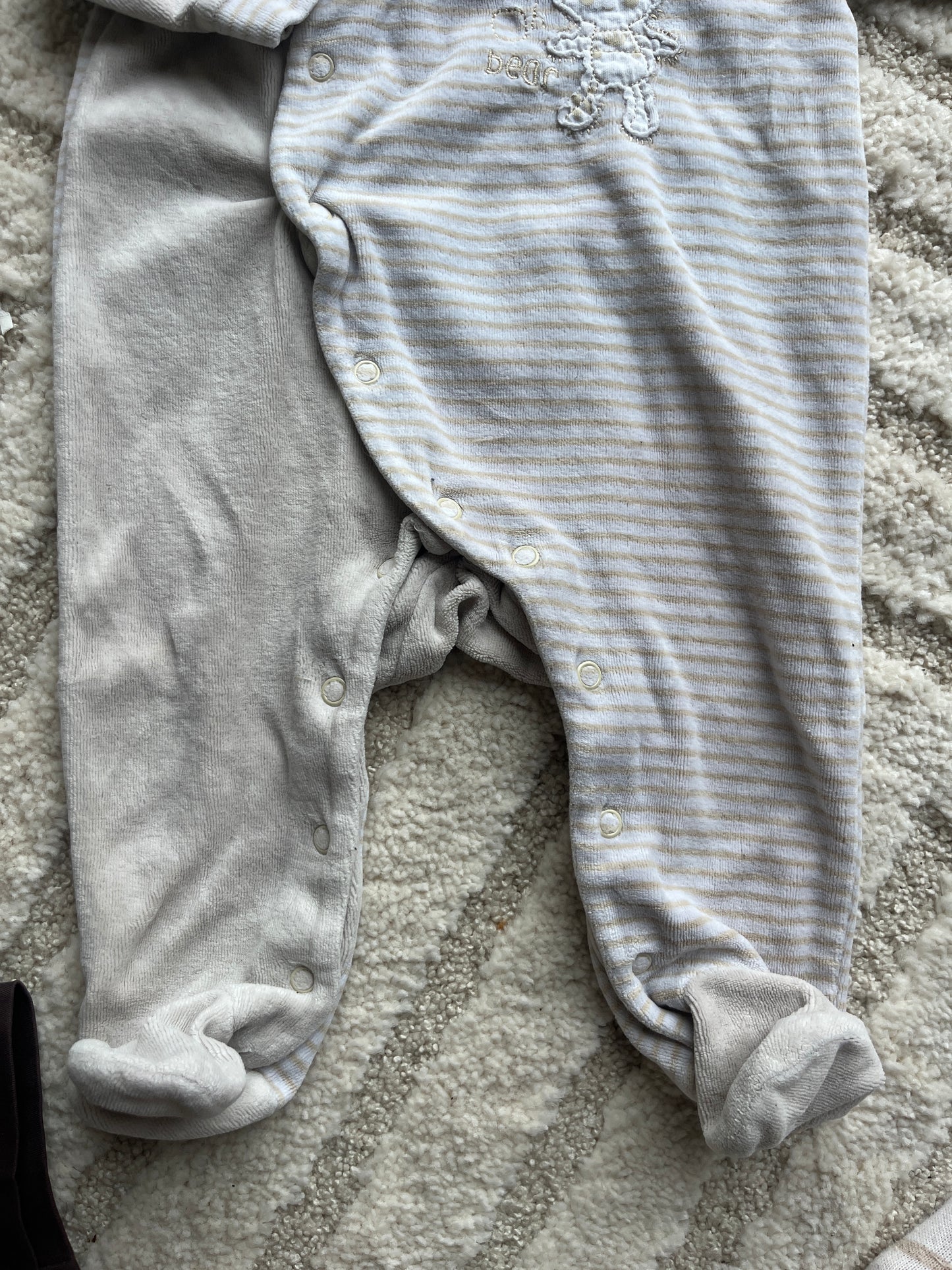 Pyjama velours beige à rayures avec col Claudine - 6 mois