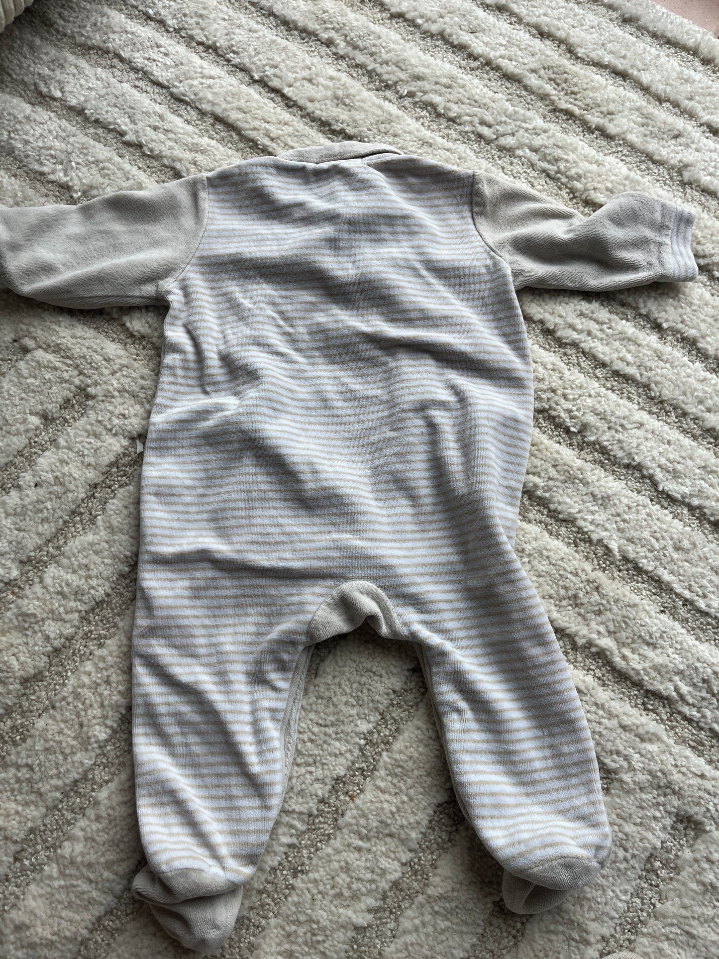Pyjama velours beige à rayures avec col Claudine - 6 mois