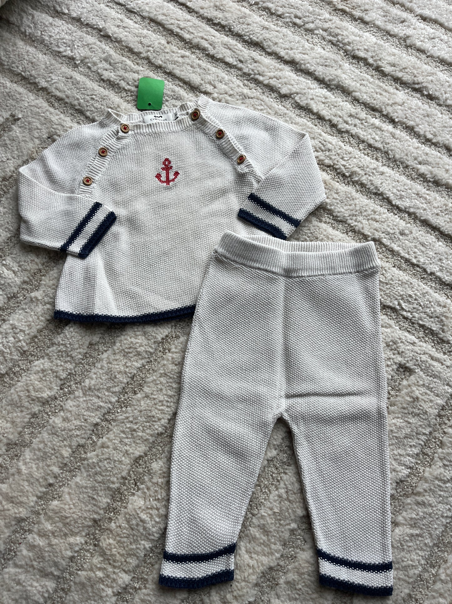 Ensemble en maille beige et bleu marine cardigan + legging Cyrillus - 9 mois