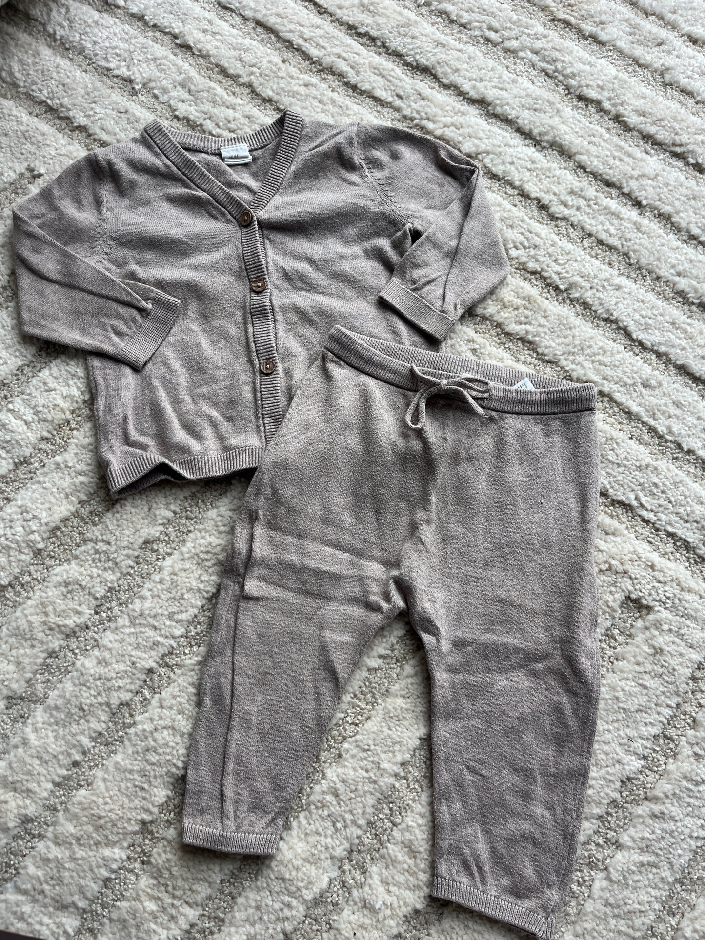 Ensemble cocooning beige cardigan + legging H&M - 12 mois (74cm)