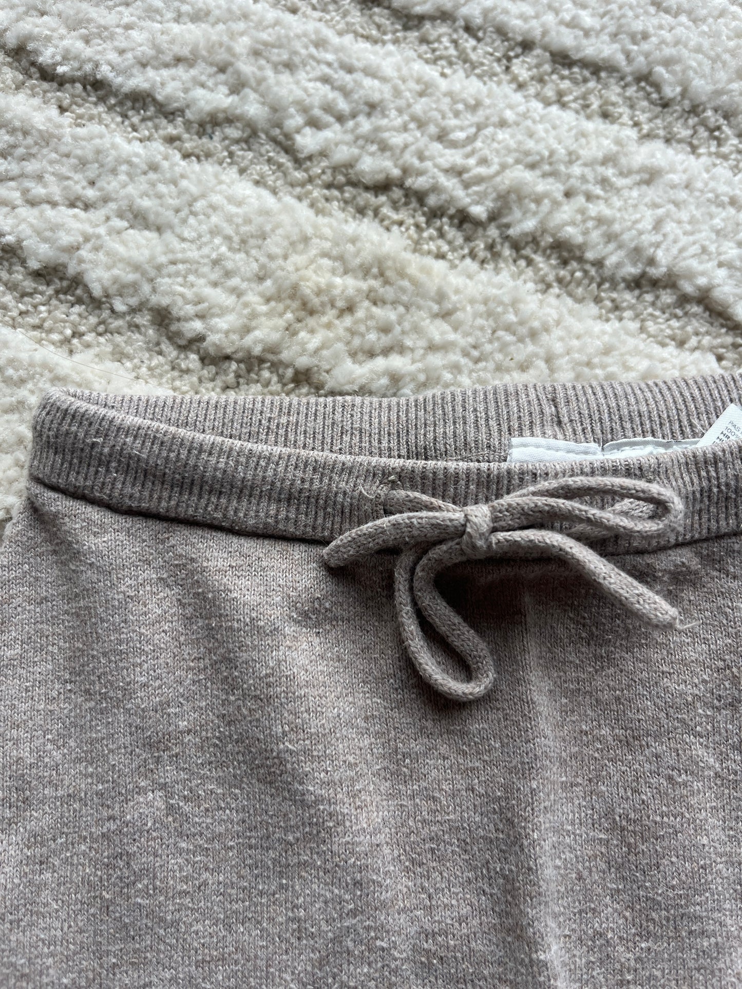 Ensemble cocooning beige cardigan + legging H&M - 12 mois (74cm)