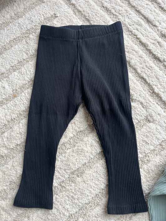 Lot de 2 leggings côtelés effet évasé aux chevilles vert et noir - 24 mois