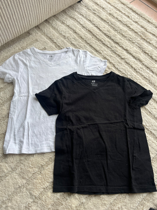 Lot de 2 t-shirt à manches courtes col V noir et blanc H&M - 6/8 ans