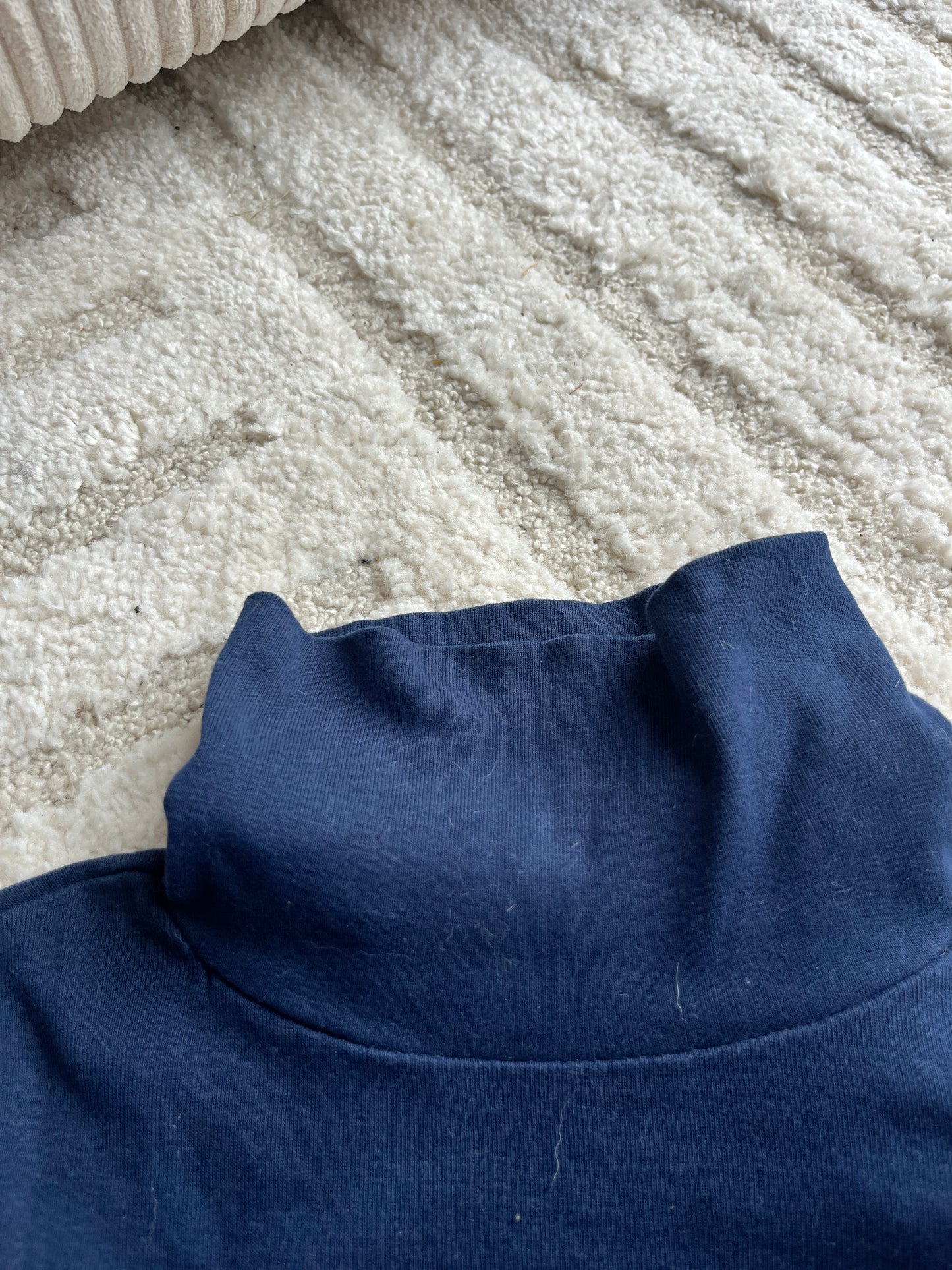 T-shirt à manches longues bleu avec col roulé - 6/7 ans
