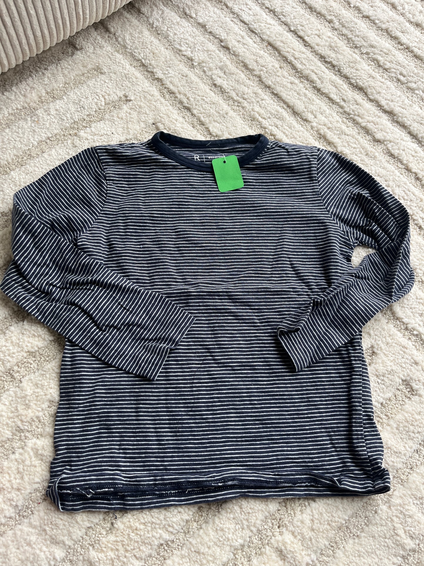 T-shirt à manches longues rayé noir et blanc - 9/10 ans