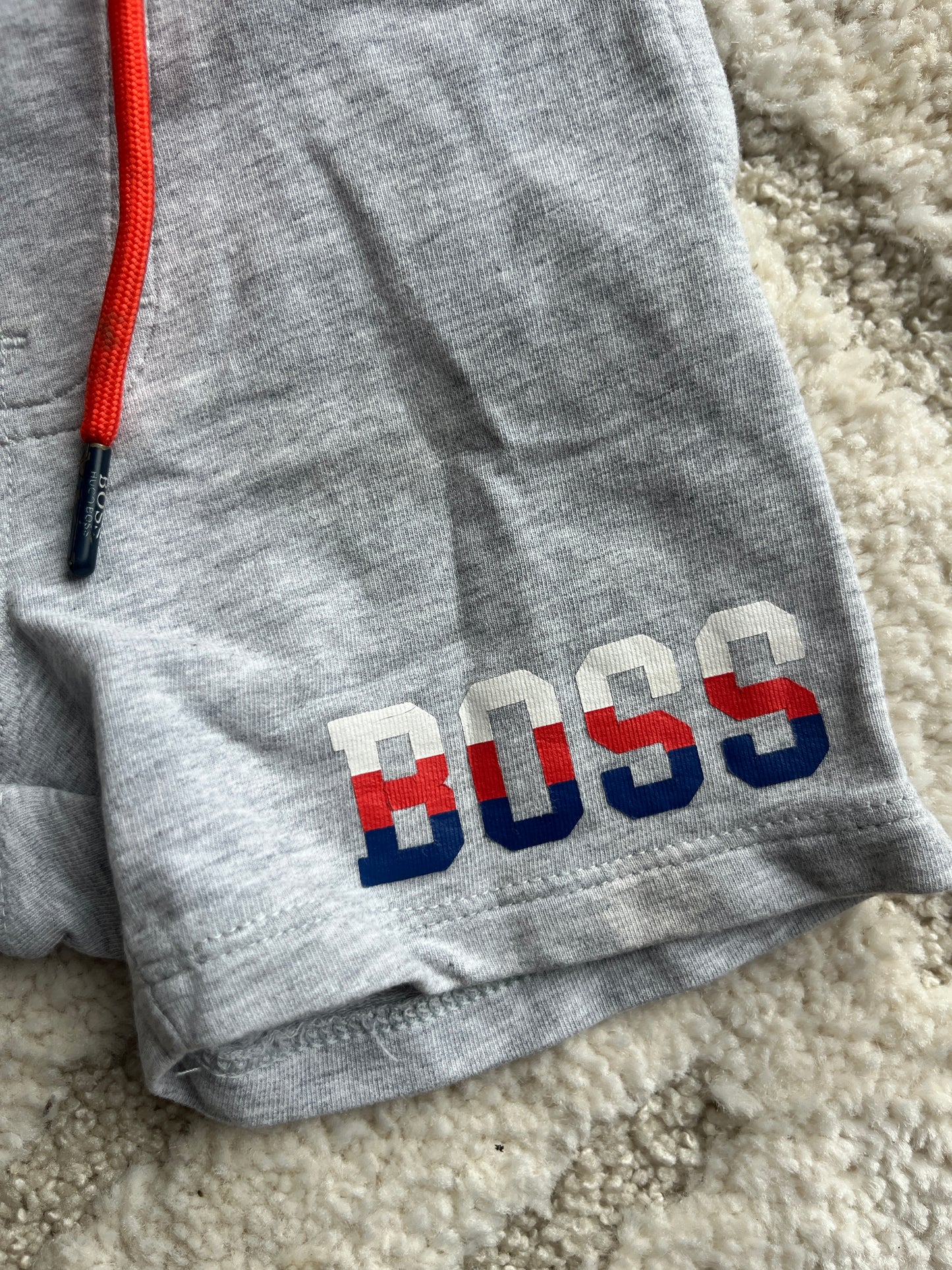 Short gris en tissu Hugo Boss - 6 mois