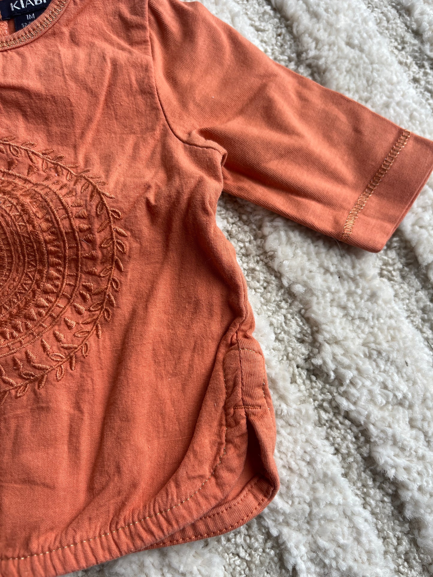 T-shirt à manches longues terracotta arrondi détails bohèmes - 1 mois