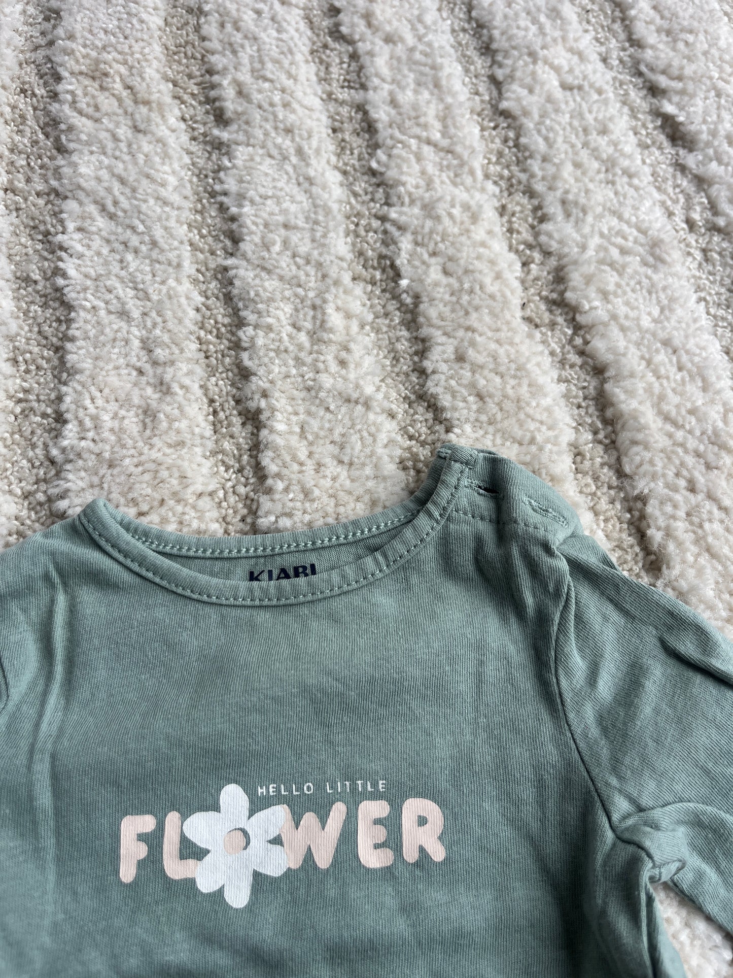 T-shirt à manches longues vert « hello Little flower » - 1 mois