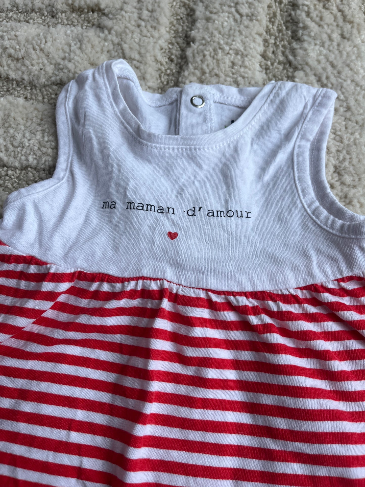 Lot de 2 robes été blanche et rayées rouge et bleu marine - 1 mois