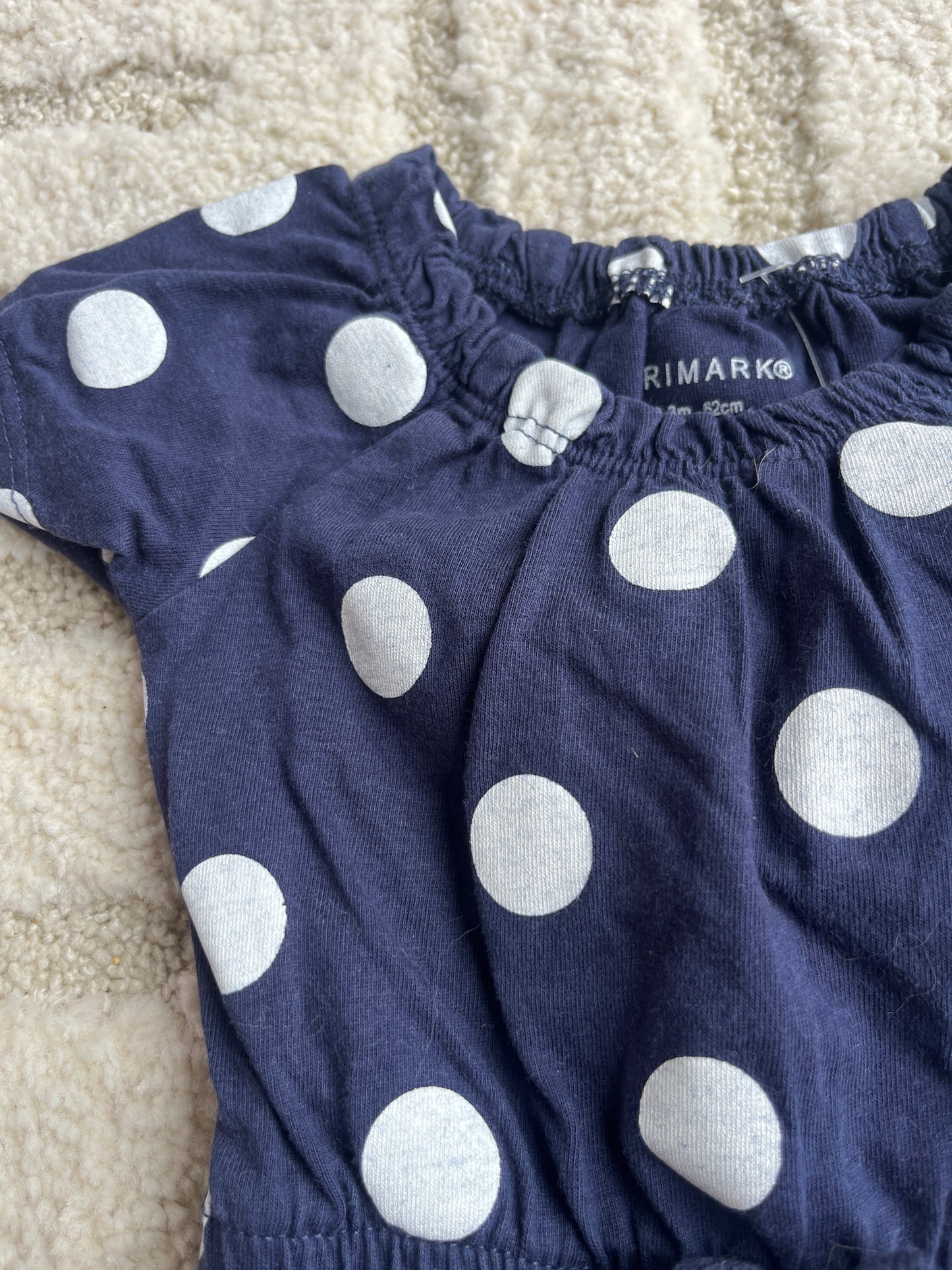 Combishort bleu marine à pois blancs - 0/3 mois (62cm)