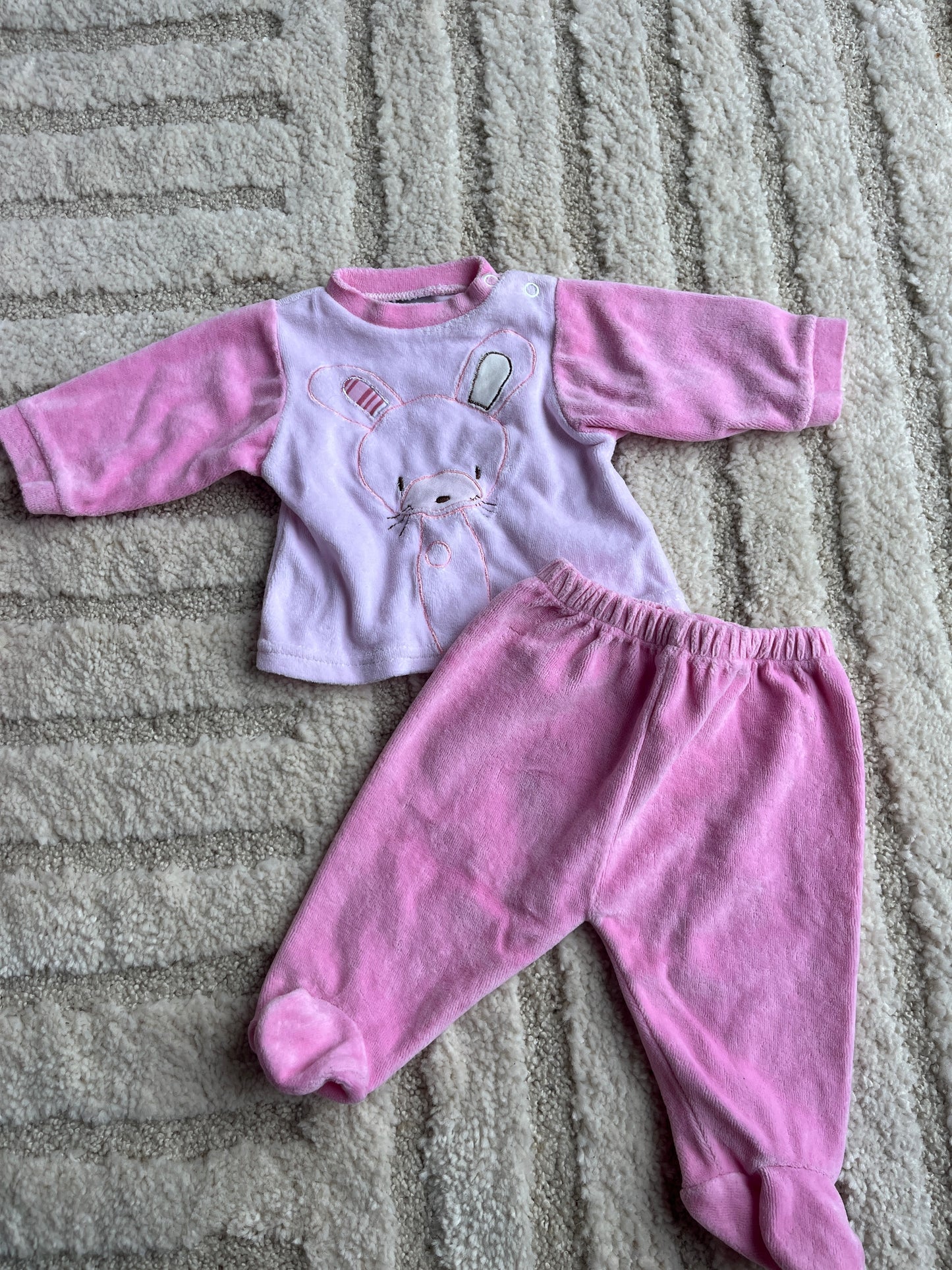 Pyjama velours 2 pièces rose lapin - 1 mois