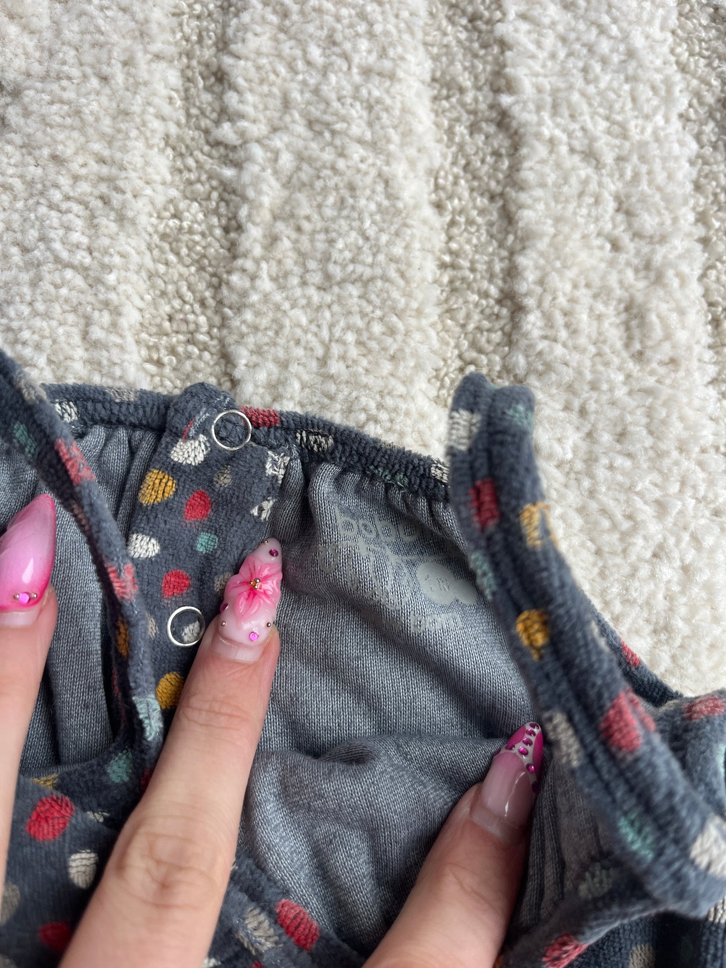 Combinaison en velours gris à pois colorés Boboli - 1 mois