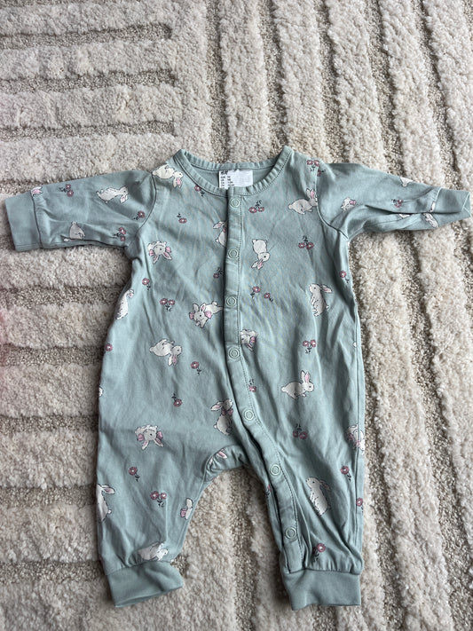 Pyjama léger sans pieds vert sauge motifs lapins H&M - 56 cm