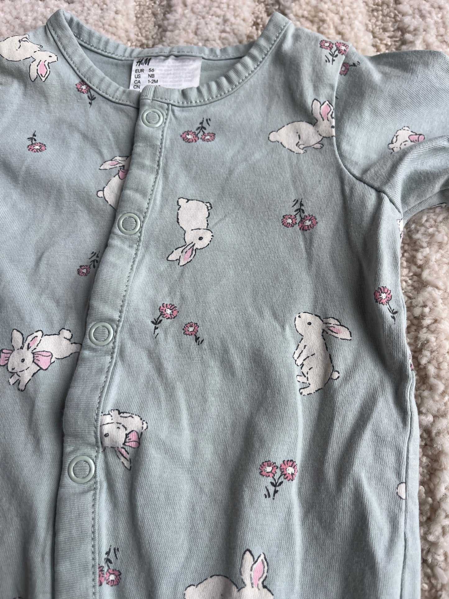 Pyjama léger sans pieds vert sauge motifs lapins H&M - 56 cm