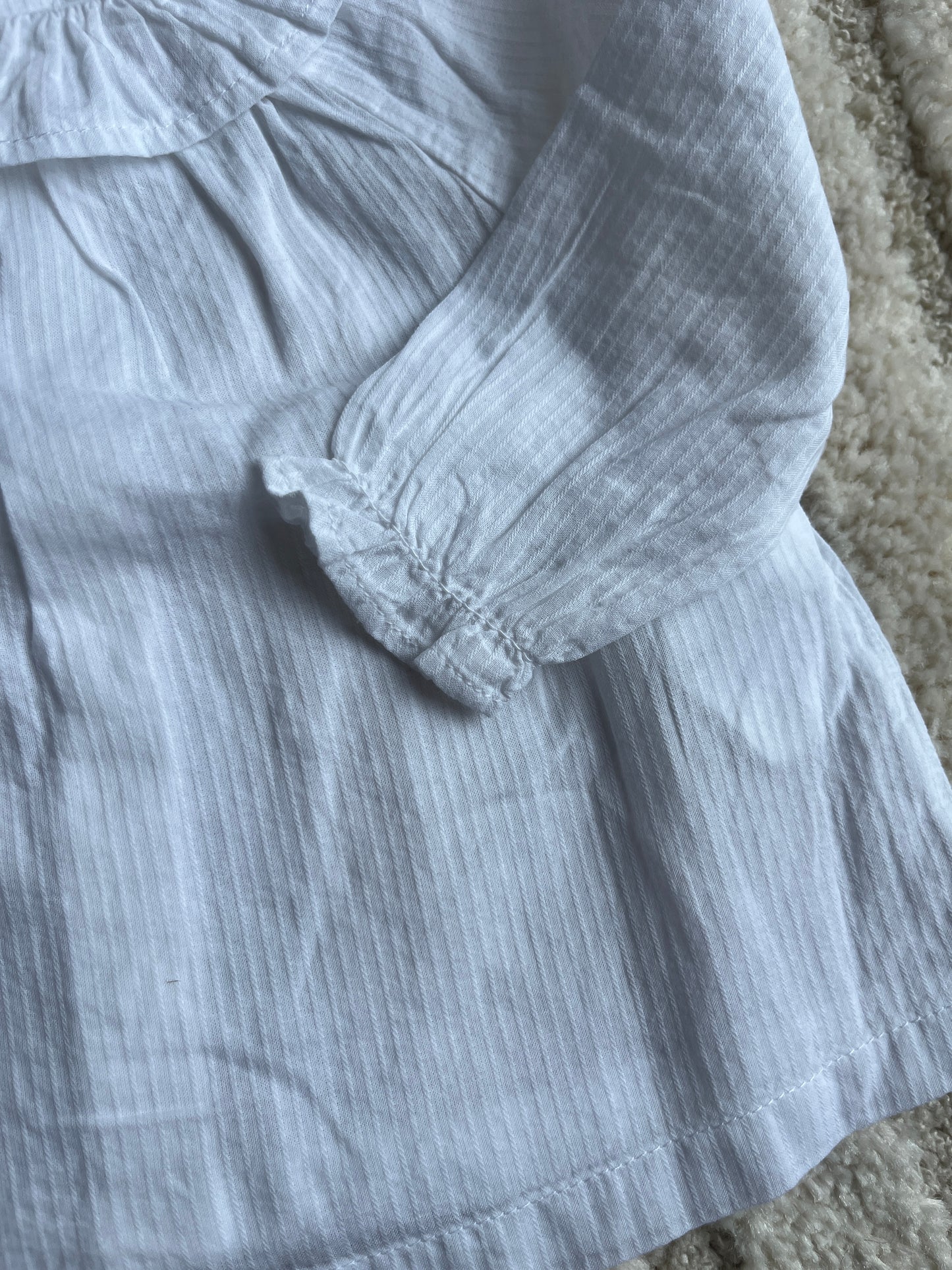 Blouse à manches longues blanche plissée à col volanté - 3 mois