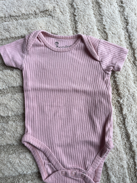 Body à manches courtes côtelé rose - 62/68 cm