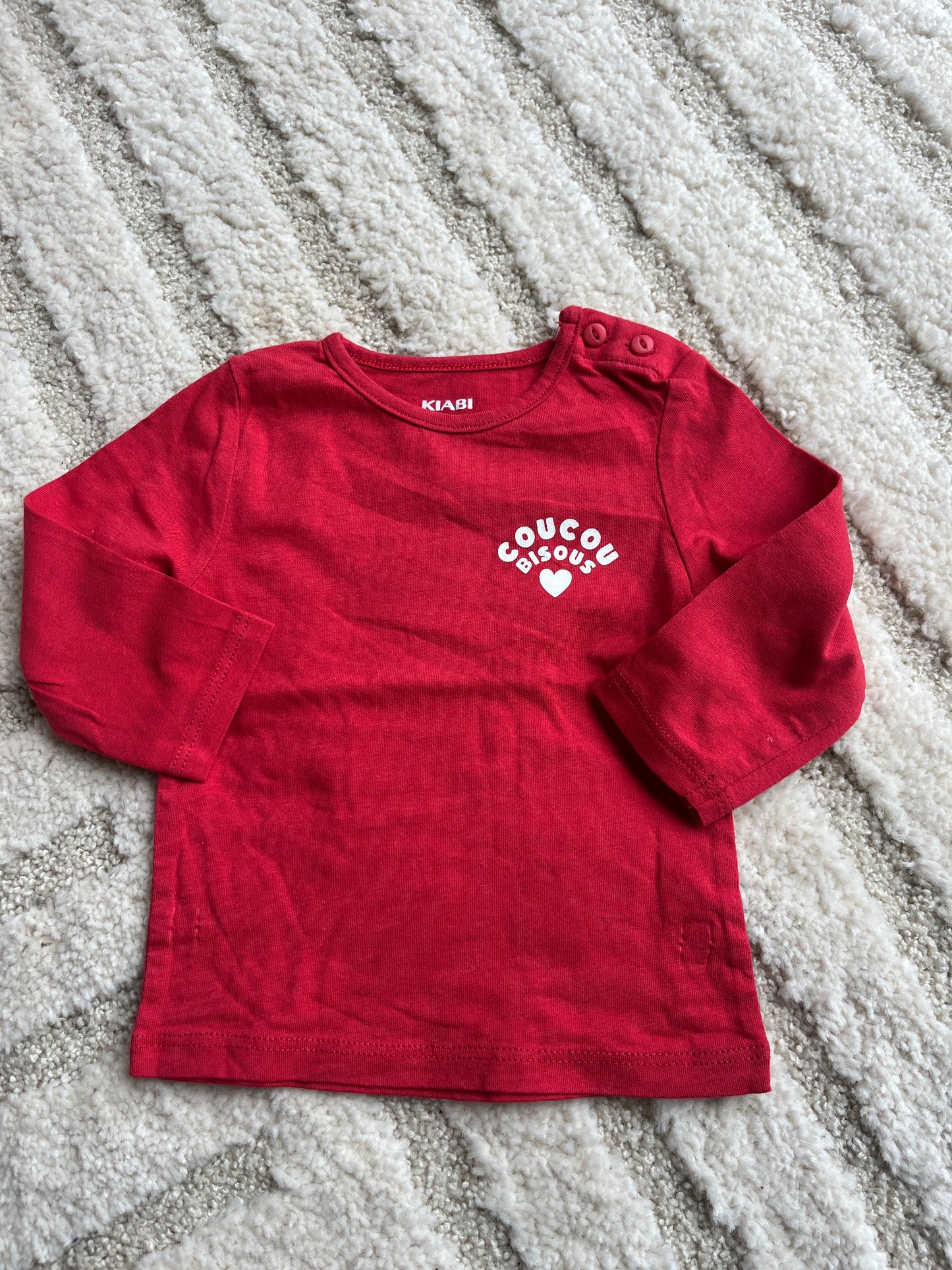 T-shirt à manches longues rouge « coucou bisous » - 3 mois
