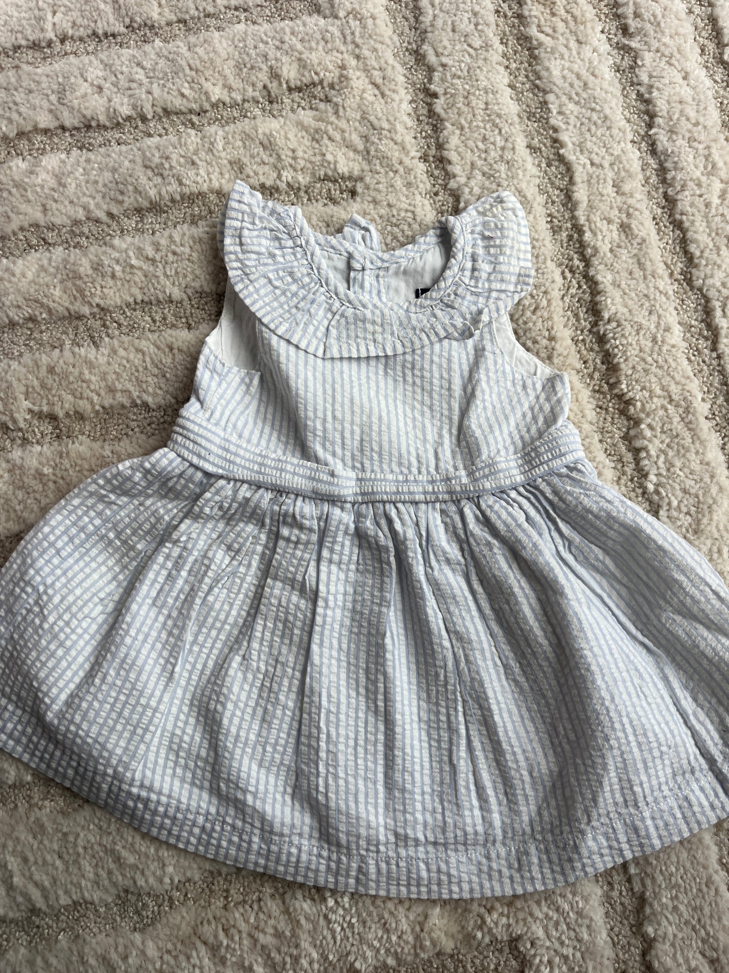 Robe été sans manches col bardot rayée bleu et blanche - 3 mois