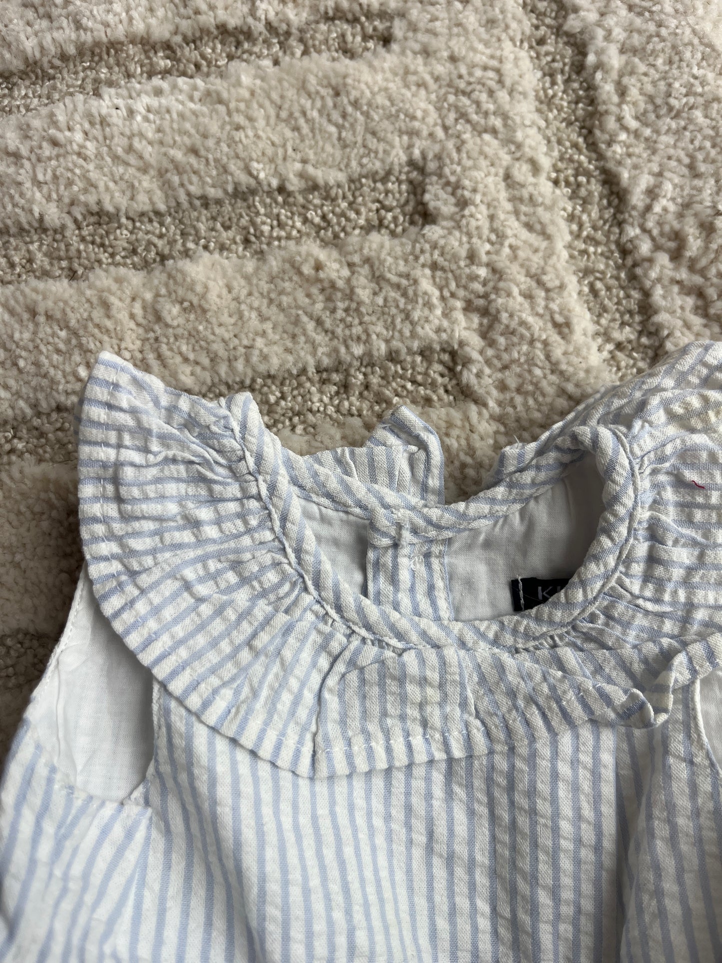 Robe été sans manches col bardot rayée bleu et blanche - 3 mois