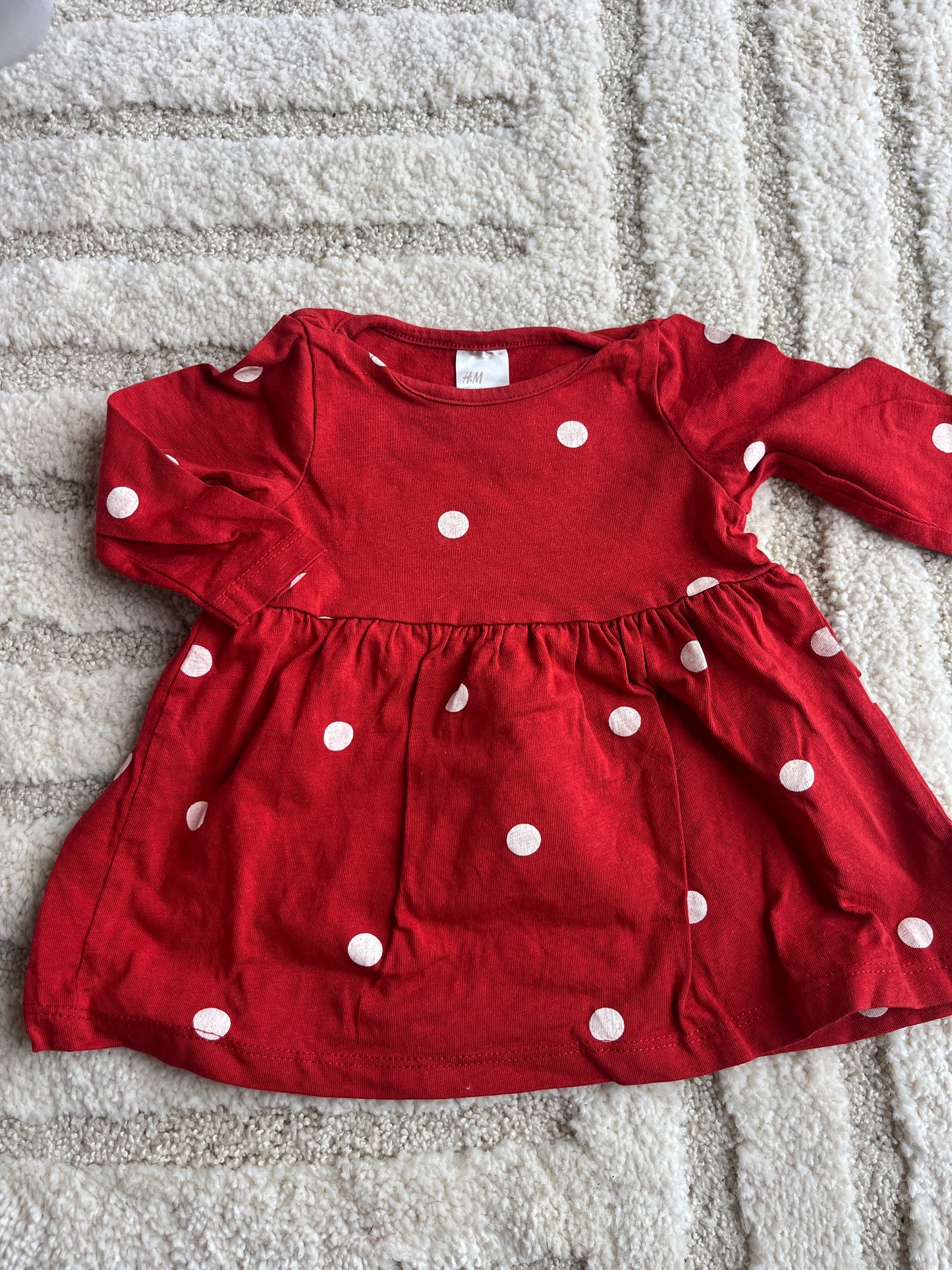Robe à manches longues légère rouge à pois blancs H&M - 62 cm