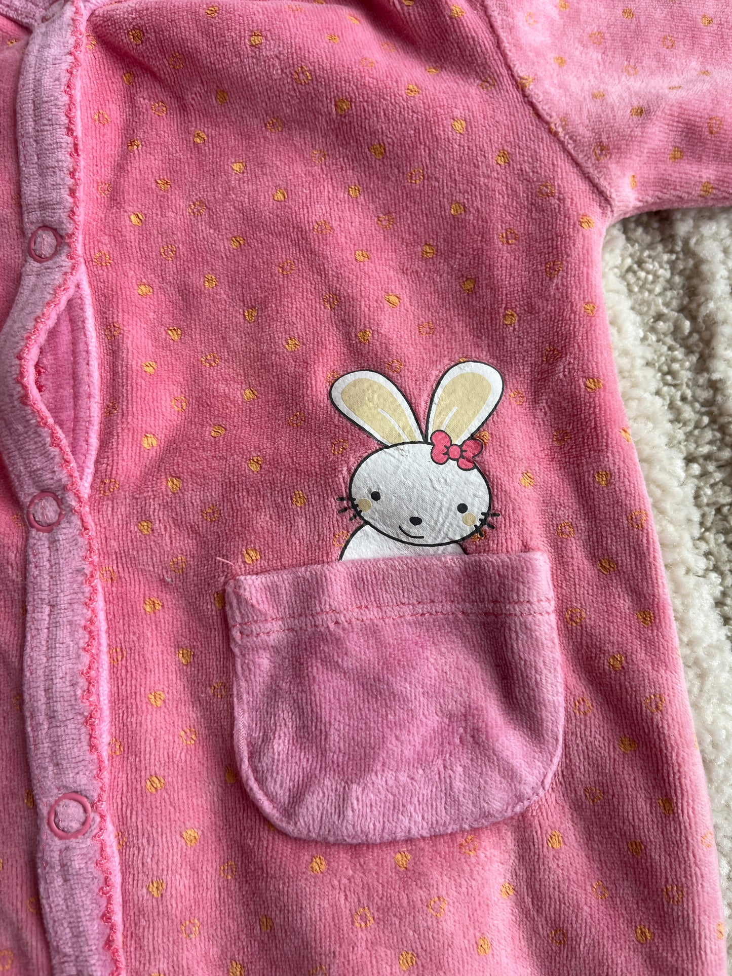 Pyjama velours rose avec pois jaunes et poches - 3 mois