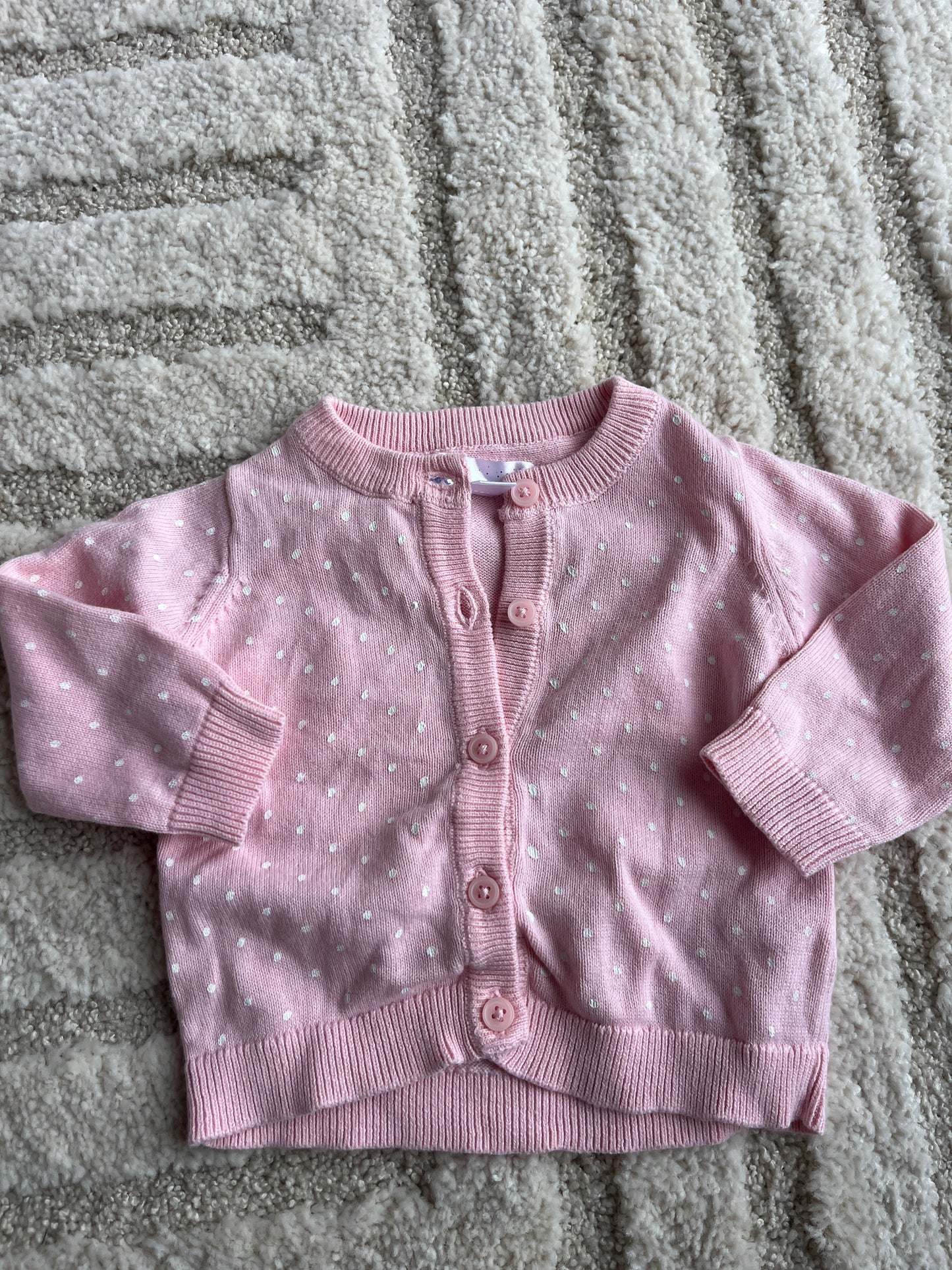 Cardigan à manches longues rose avec pois blancs - 3 mois
