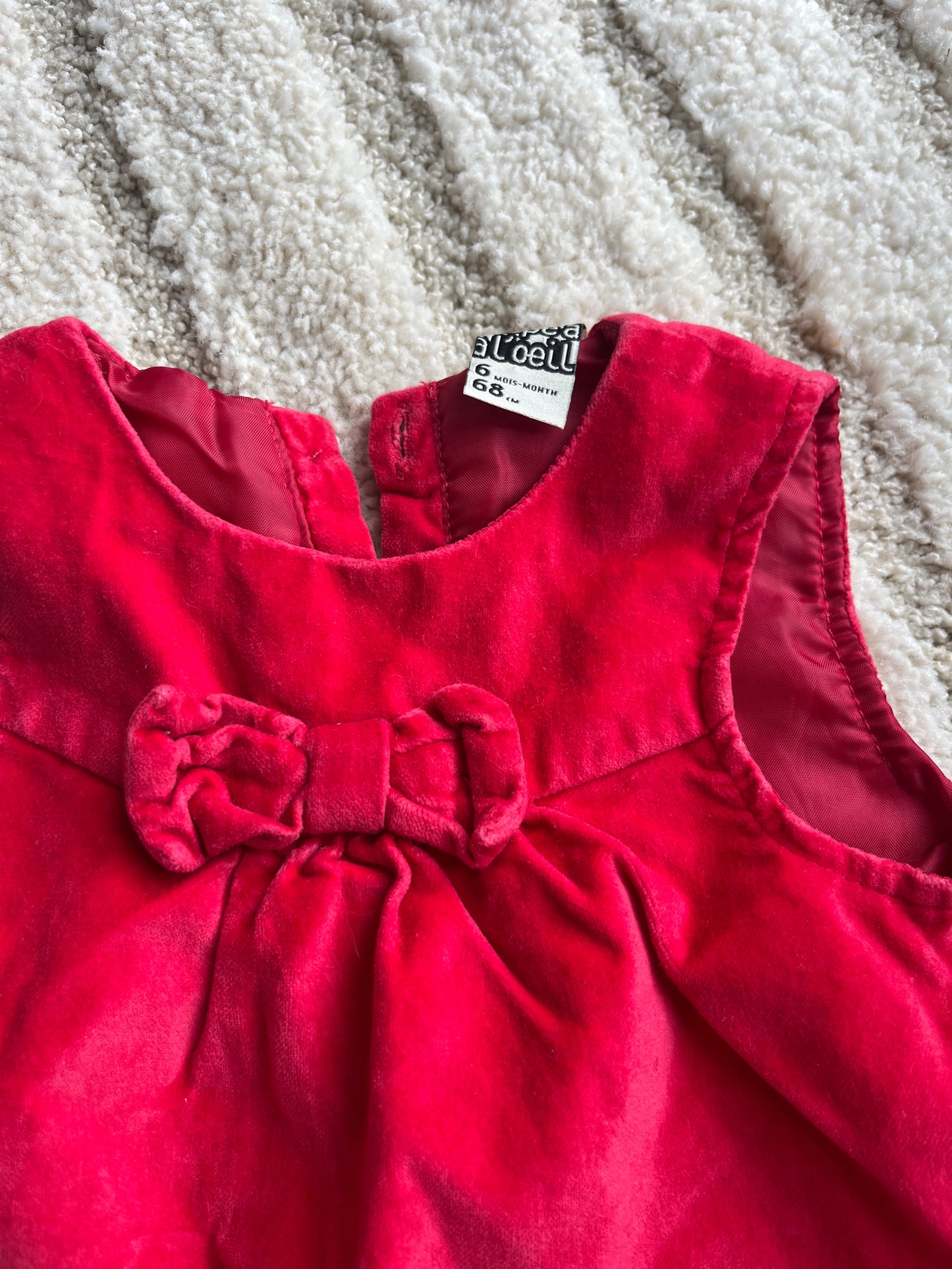 Robe sans manches en velours rouge avec noeud en relief - 6 mois