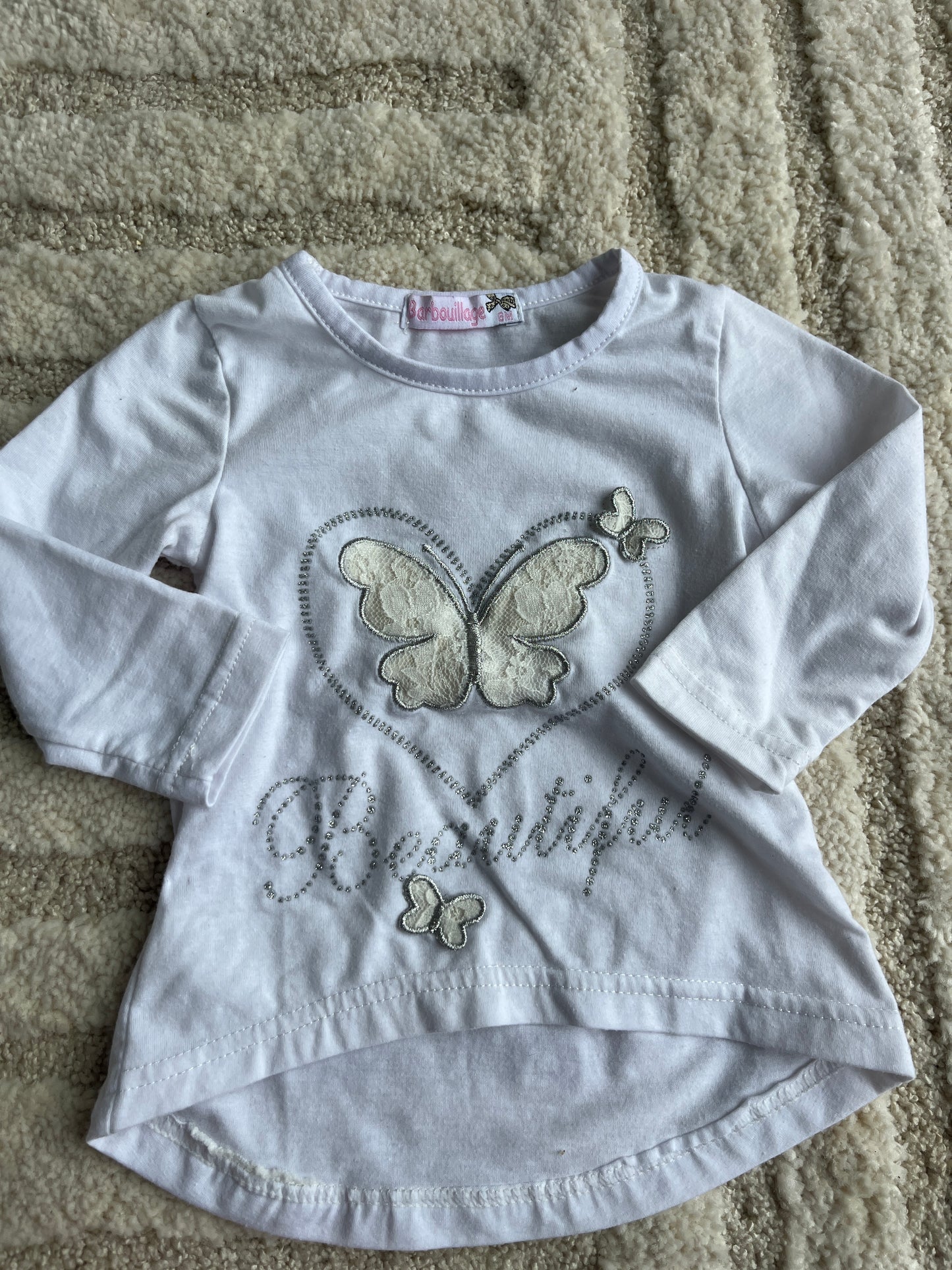 T-shirt à manches longues blanc motifs papillons en dentelle - 6 mois