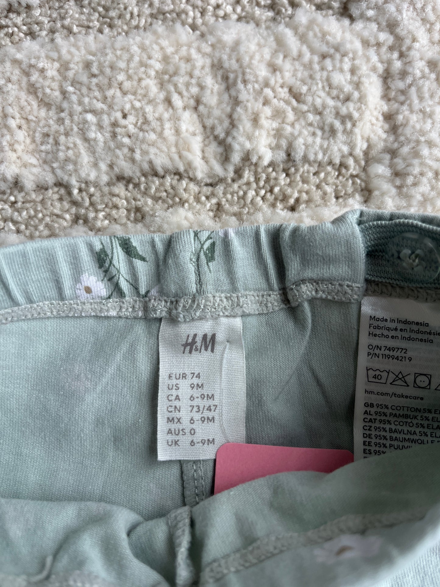 Legging vert sauge motifs fleurs blanches H&M - 74 cm