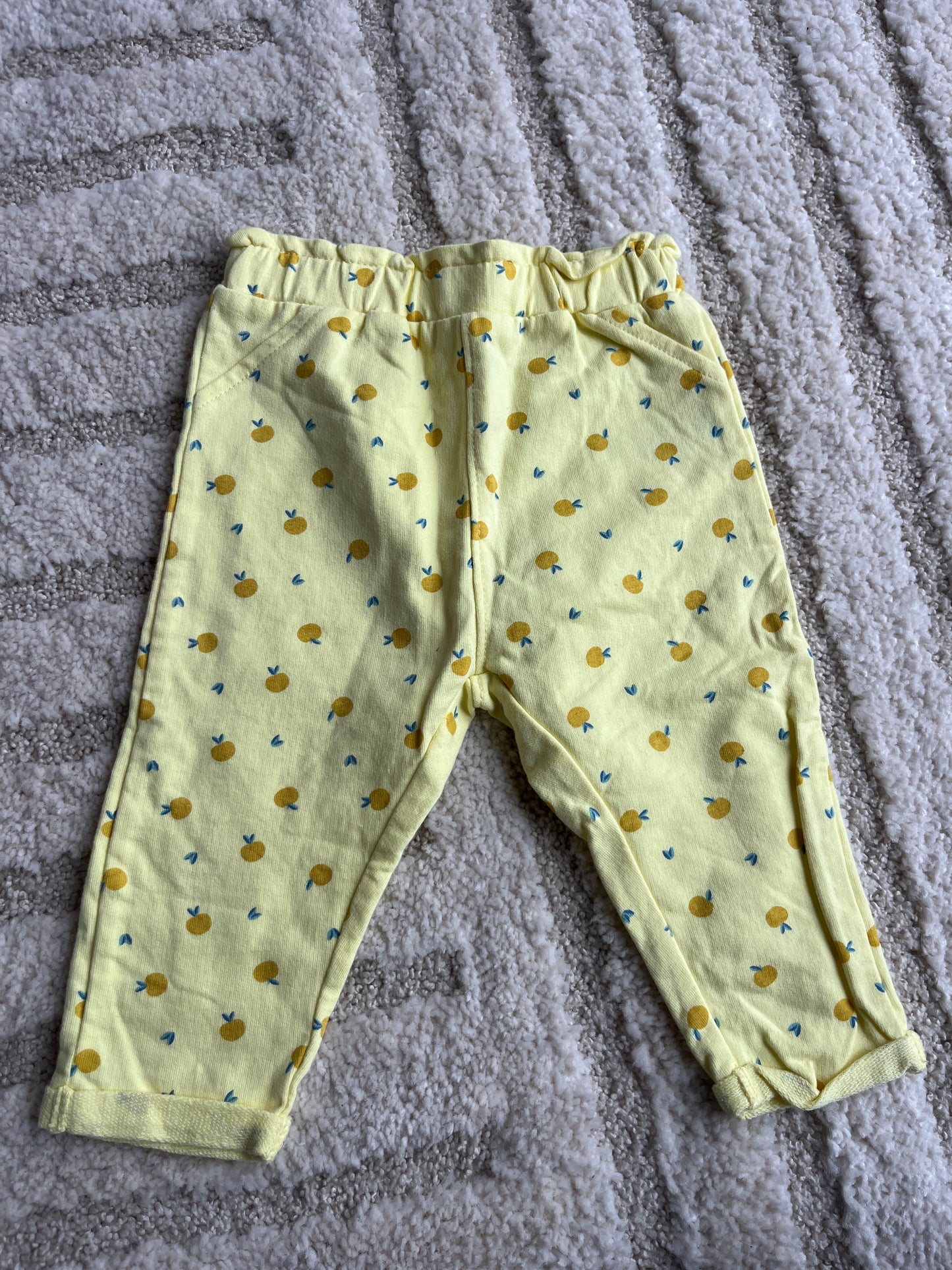 Pantalon ceinturé jaune motifs citron avec ourlets - 9 mois