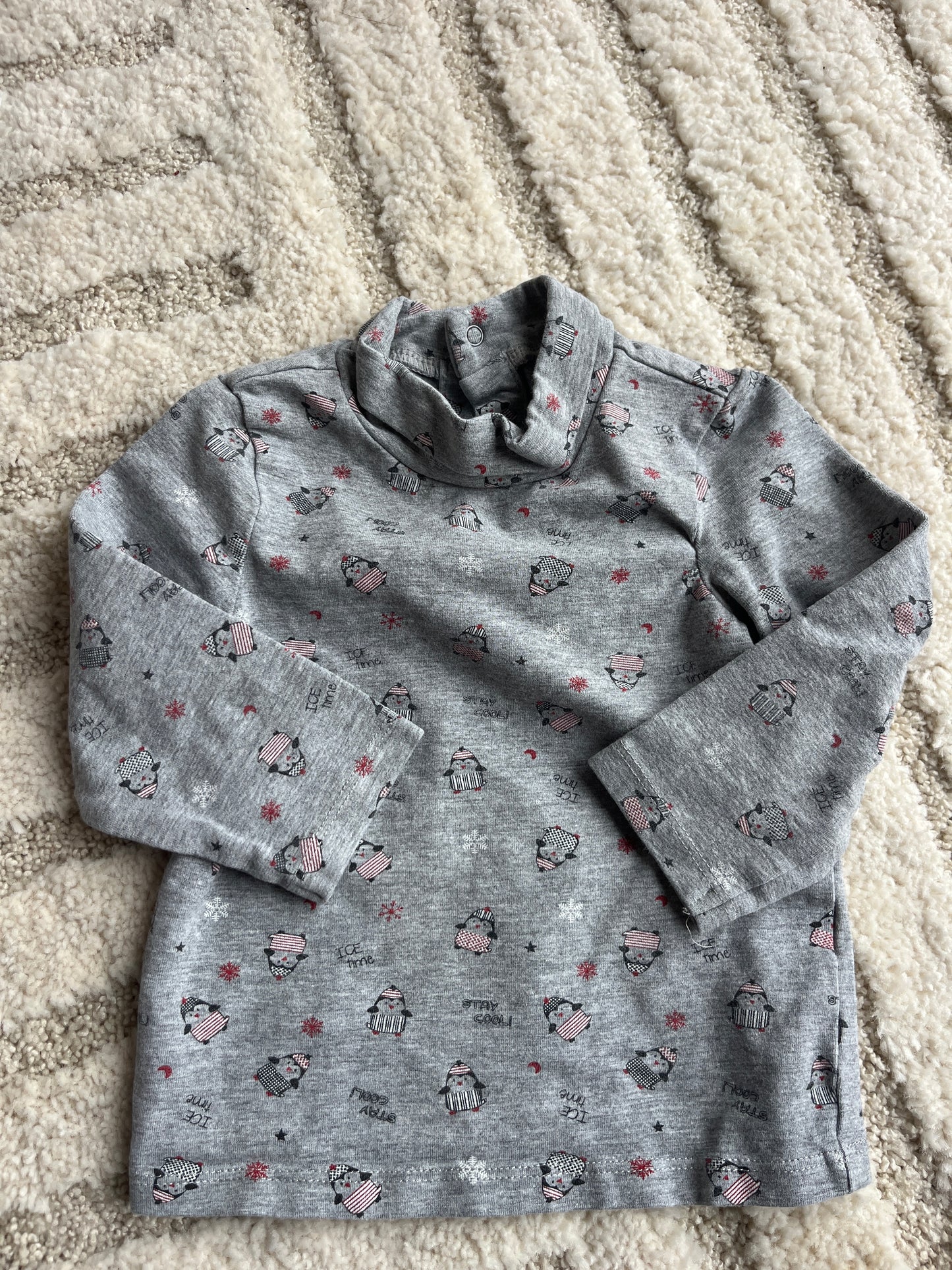 T-shirt à manches longues gris motifs pingouins avec col roulé - 9 mois