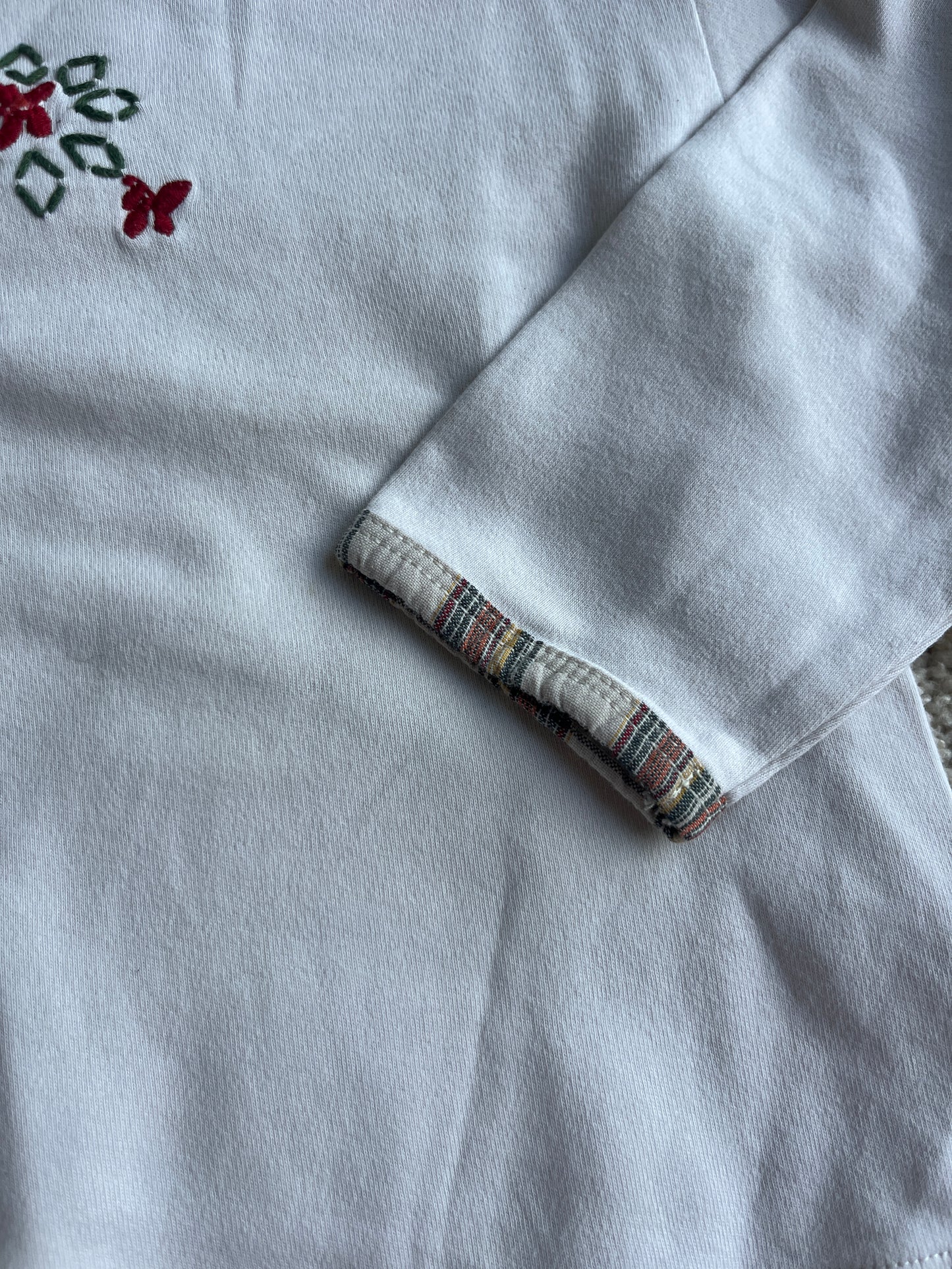 T-shirt à manches longues crème avec fleur et papillon brodé Sergent Major - 18 mois