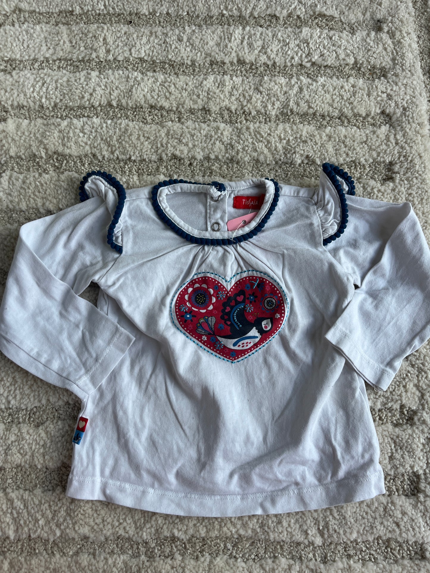 T-shirt à manches longues blanc et bleu canard motif coeur fleuri - 18 mois