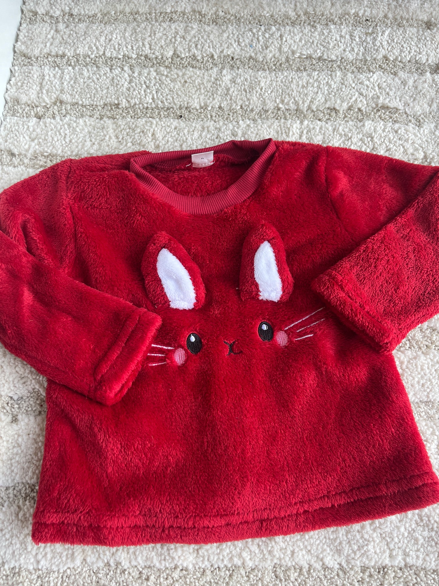 Pyjama velours 2 pièces rouge et blanc tête de lapin et cœurs - 18/24 mois