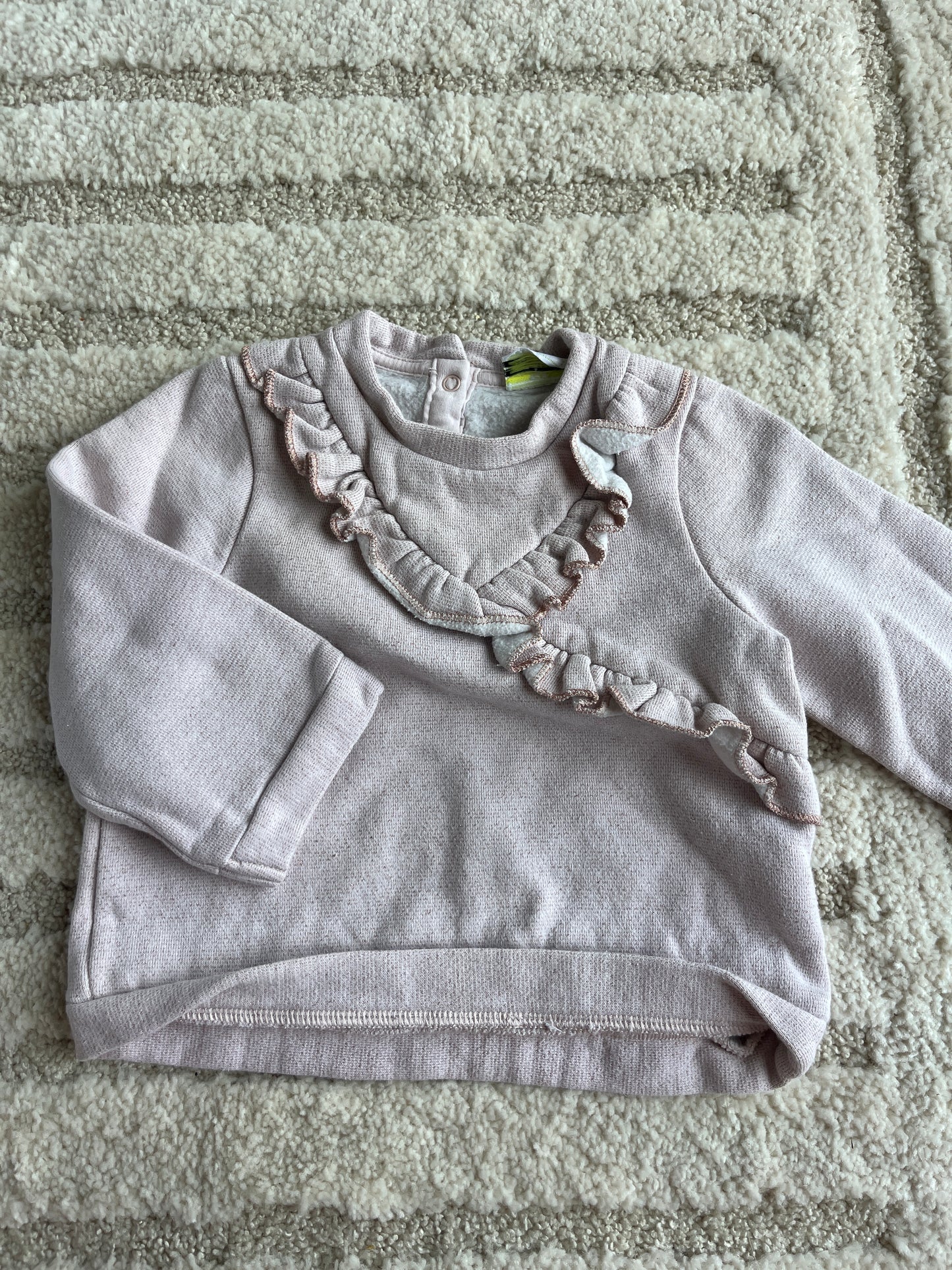 Pull à manches longues rose pale détails volantés TAO - 18 mois