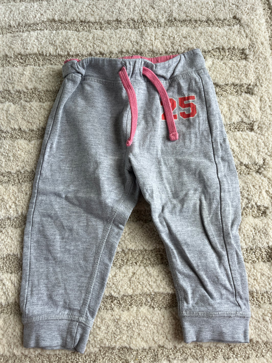 Jogging gris et rose numéro 25 Kitchoun - 18 mois