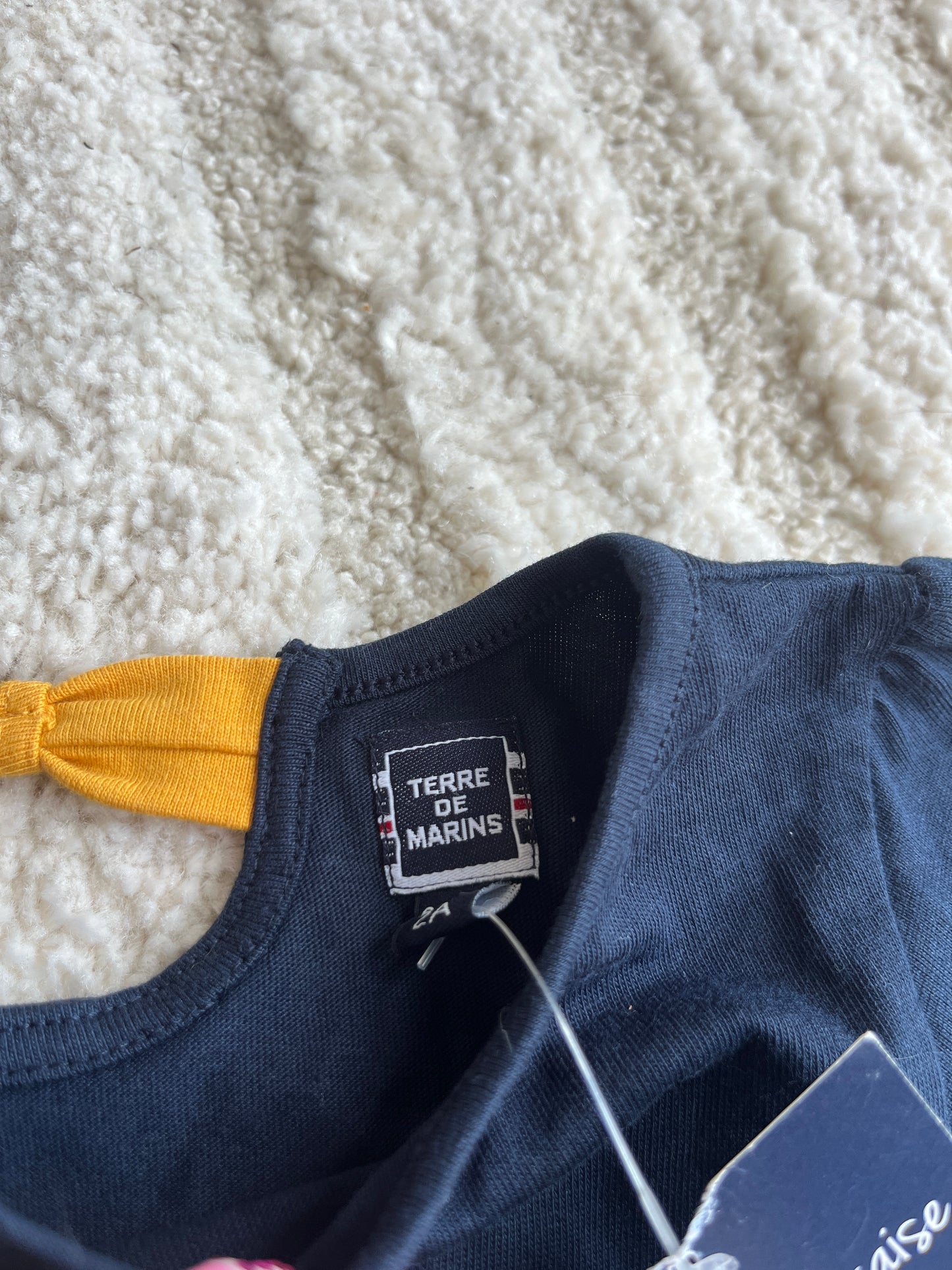 T-shirt à manches courtes bleu marine « un été à la mer » NEUF - 2 ans