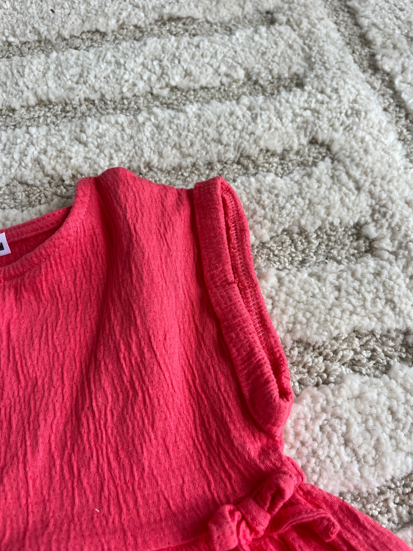 Robe sans manches rose fluo gaze de coton - 24 mois