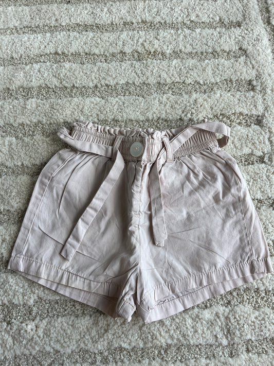 Short rose pale avec ceinture Kiabi - 24 mois