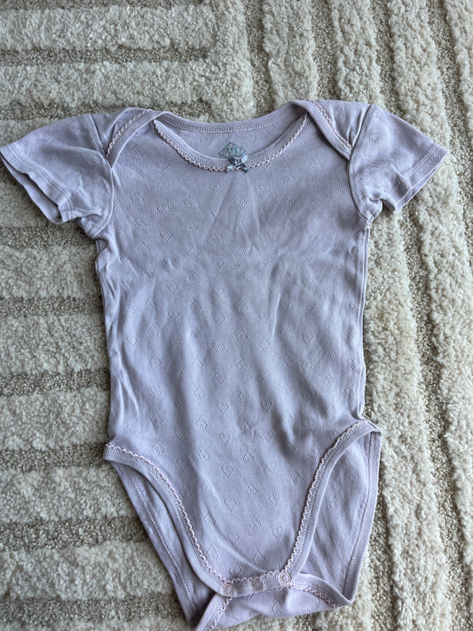 Body à manches courtes rose/lila pale avec petit noeud - 36 mois