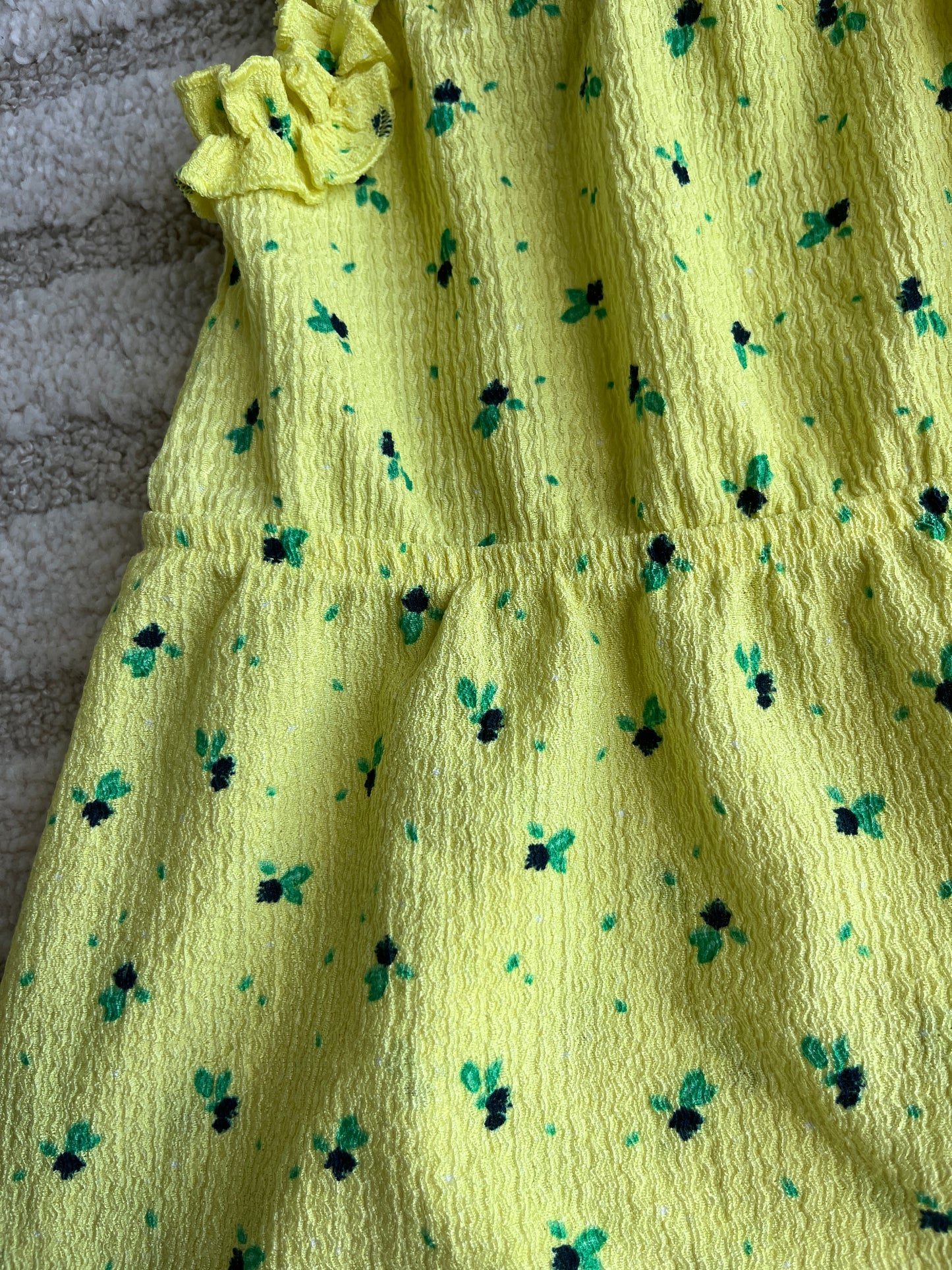 Robe à bretelles jaune motifs fleurs - 36 mois