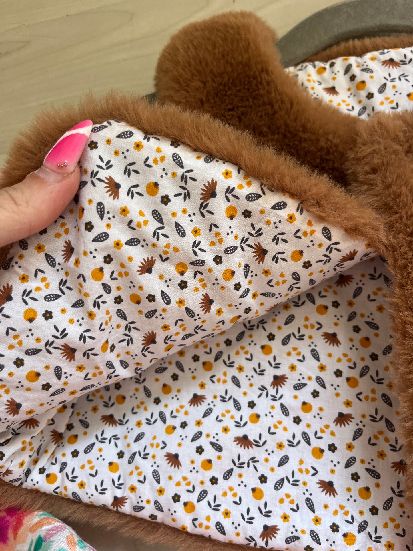 Gilet sans manches marron intérieur fleurs - 12 mois