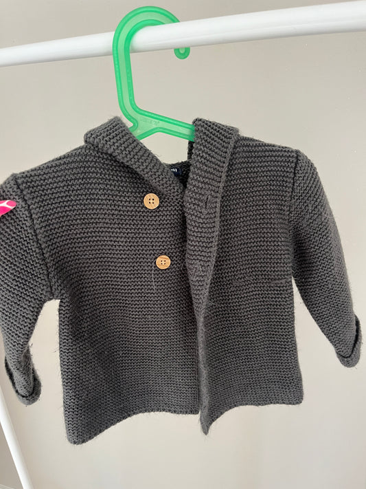 Veste en maille à manches longues gris avec capuche - 12 mois