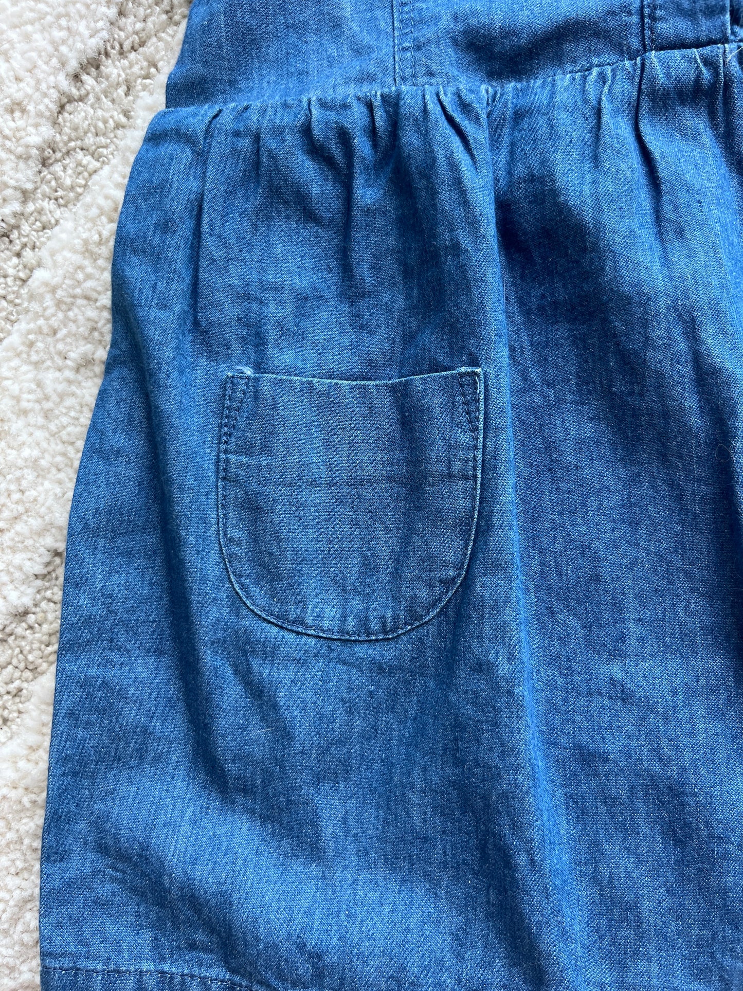Robe à manches courtes bleu effet jean avec col Claudine NEUF Cyrillus - 6 mois