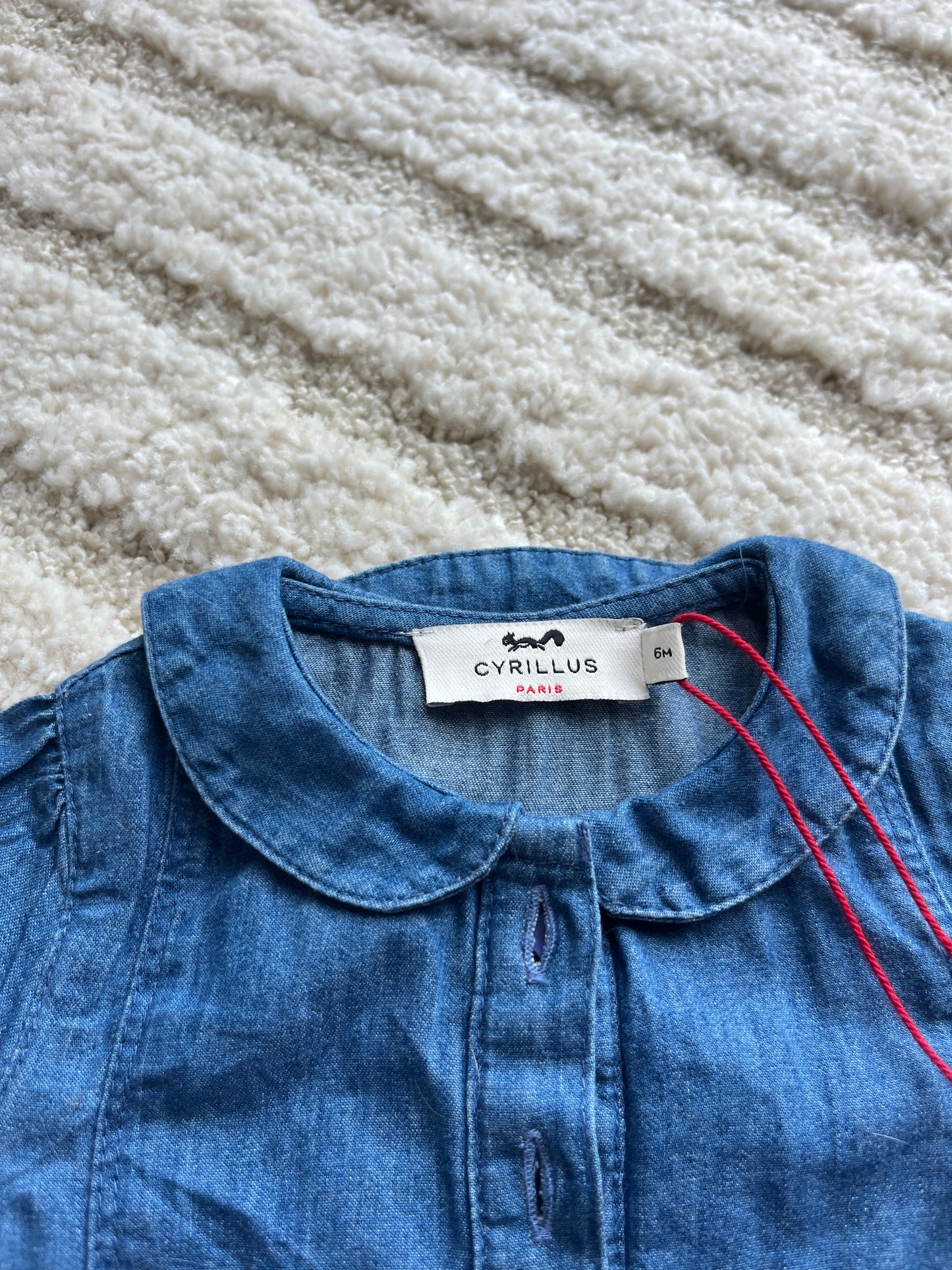 Robe à manches courtes bleu effet jean avec col Claudine NEUF Cyrillus - 6 mois
