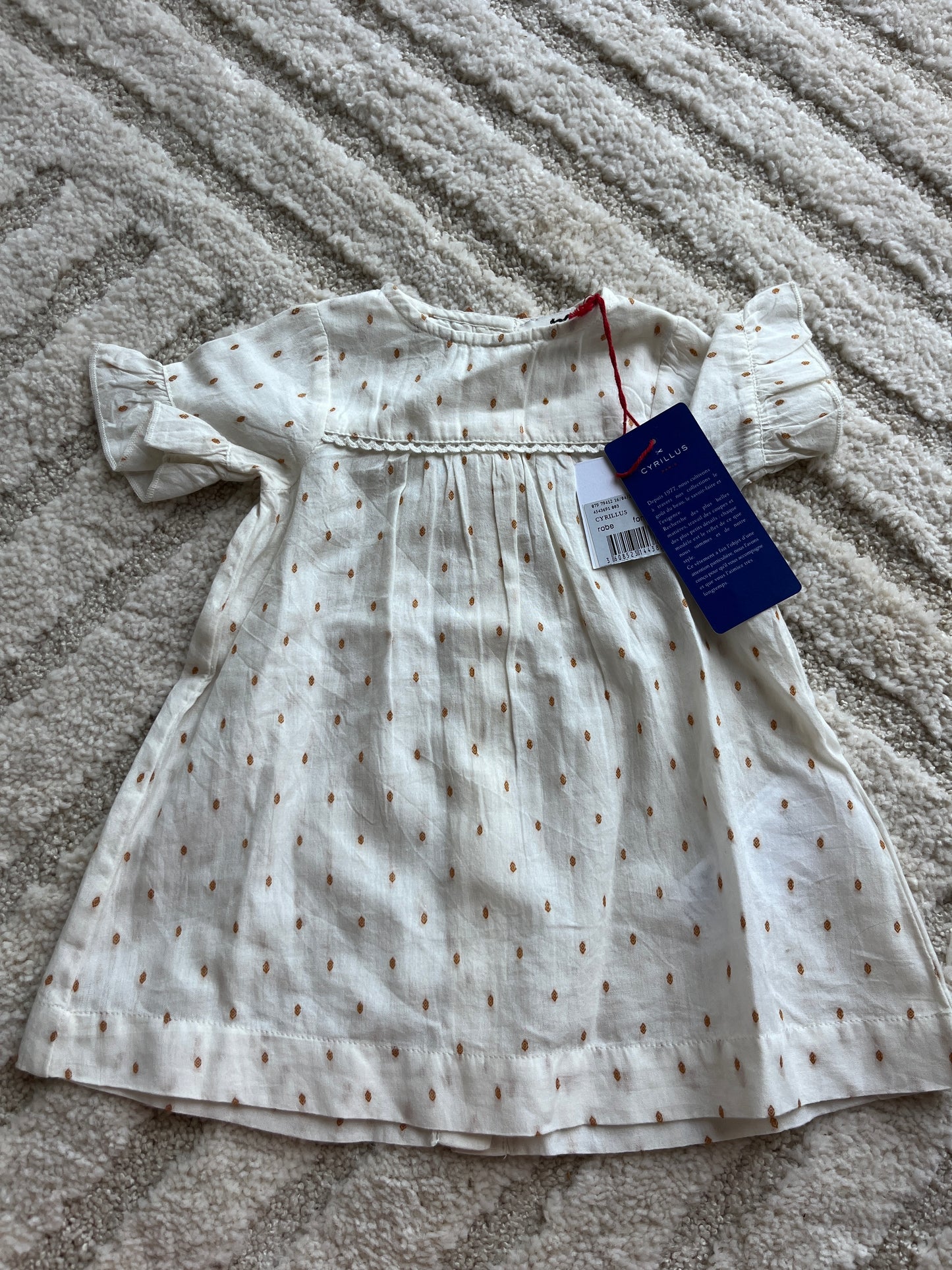 Robe à manches courtes crème et détails moutarde NEUF Cyrillus - 3 mois